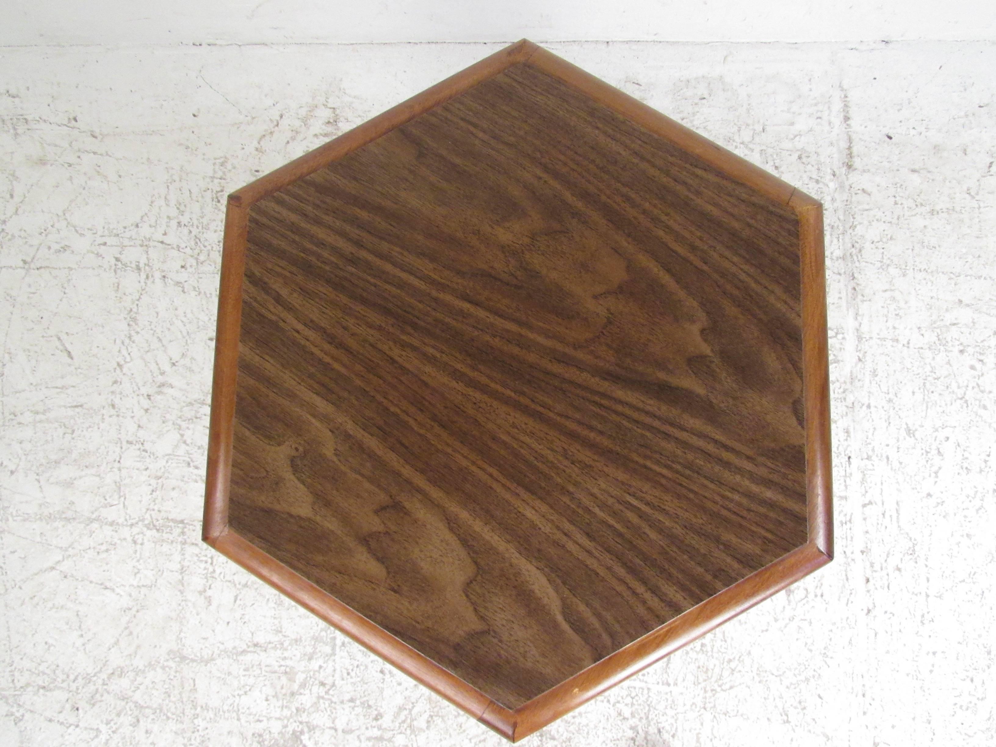 Mid-20th Century Mid-Century Modern American Walnut End Table by Lane Furniture