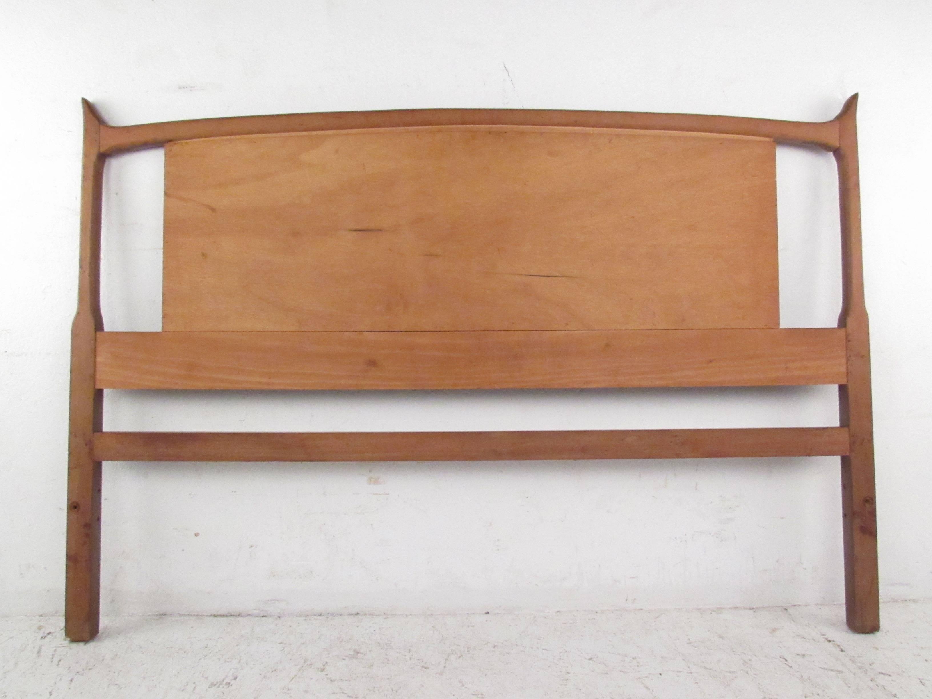 Mid-Century Modern Full Size Walnut and Cane Bed In Good Condition In Brooklyn, NY