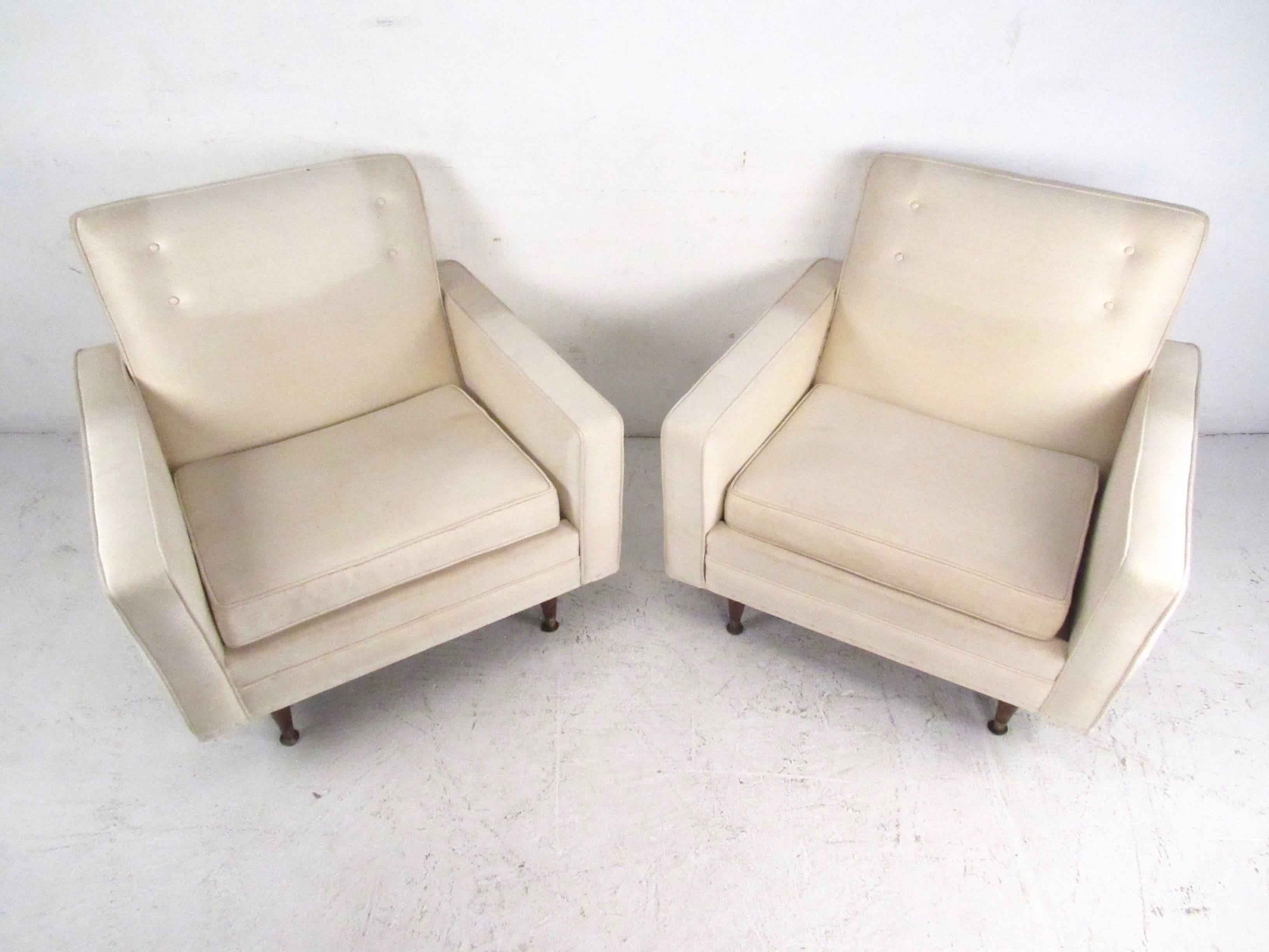 American Pair of Mid-Century Modern Paul McCobb Style Lounge Chairs
