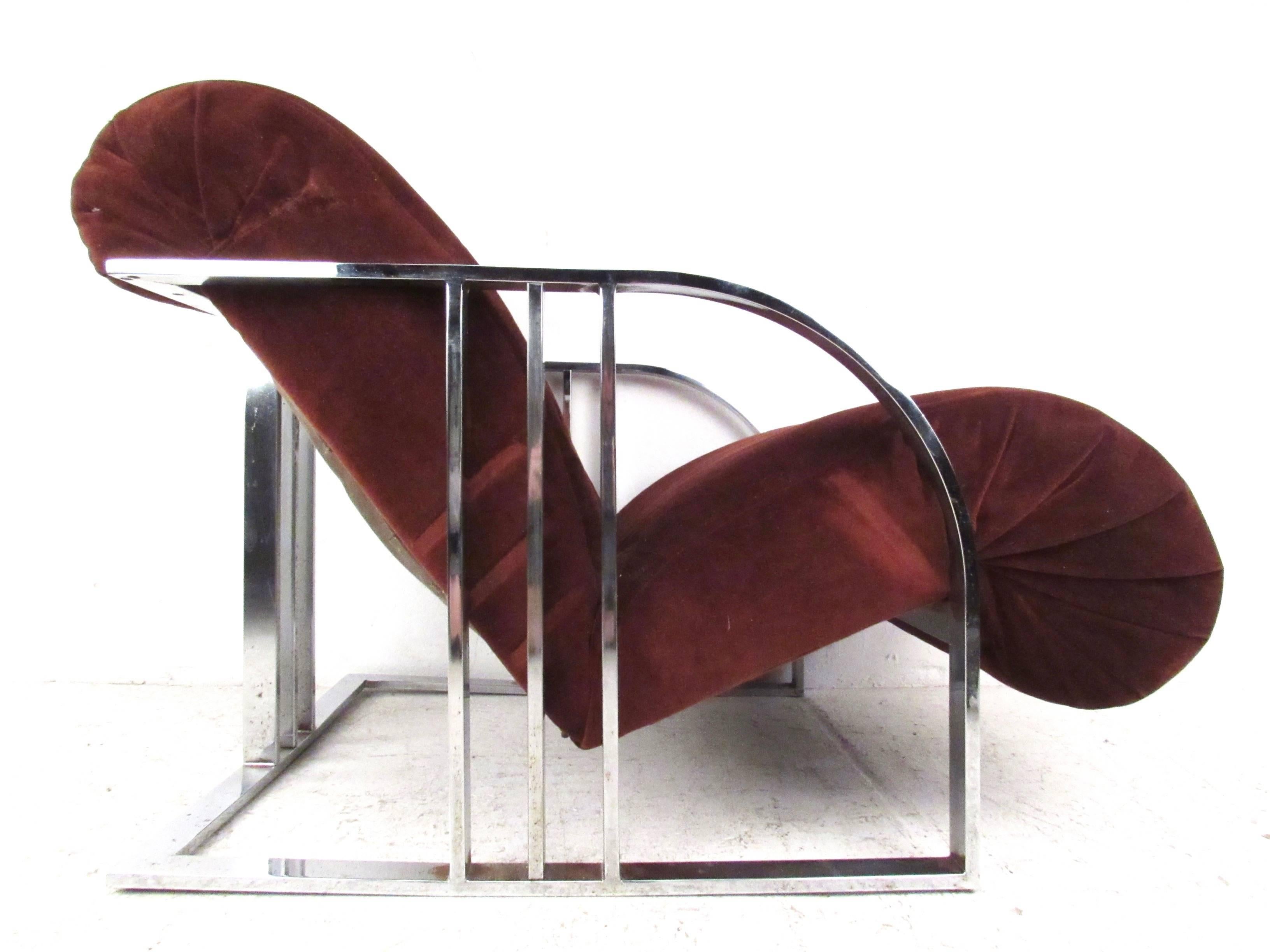 Mid-Century Modern Sculptural Modern Chrome Lounge Chair after Milo Baughman