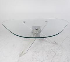 Mid-Century Coffee Table in Lucite and Chrome