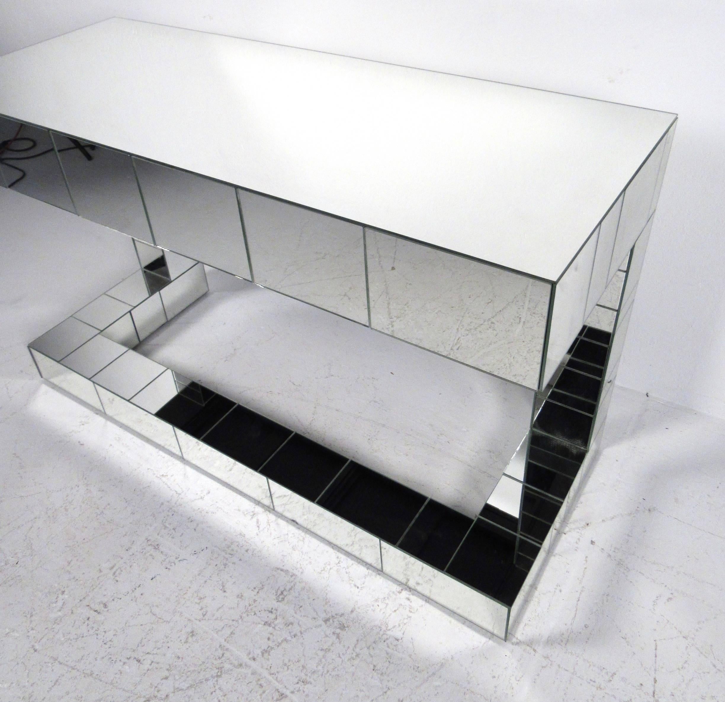 Modern Mirrored Console Table 2