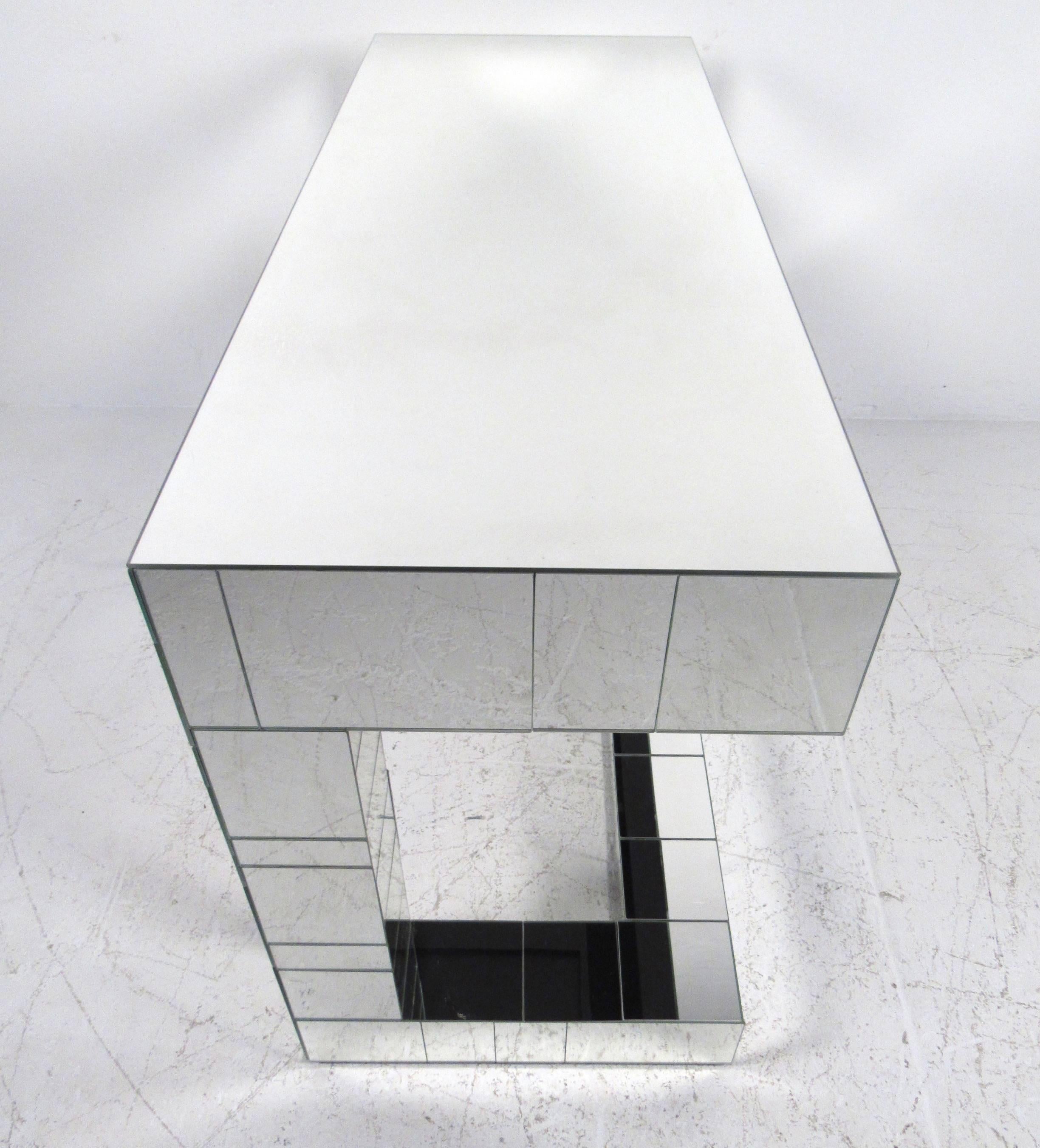 Modern Mirrored Console Table 1