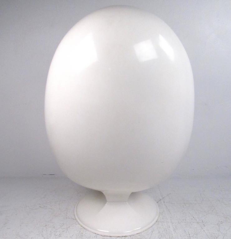 MidCentury Modern Lee West Stereo Egg Chair at 1stdibs