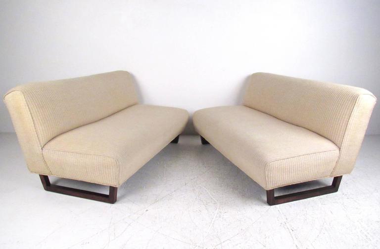 Pair Of Mid Century Modern Sled Leg Slipper Sofas For Sale At 1stdibs