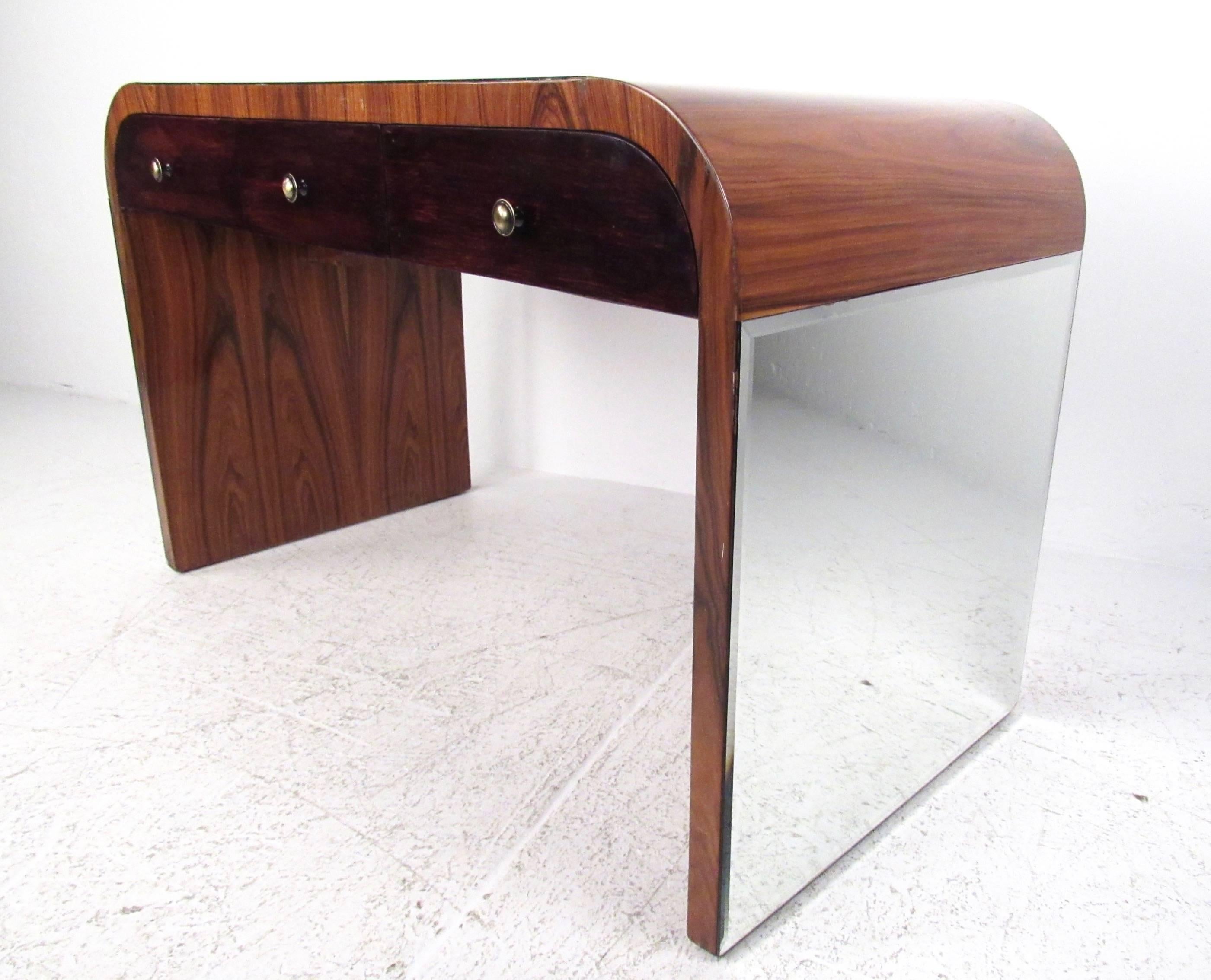 20th Century Italian Modern Writing Desk in Rosewood