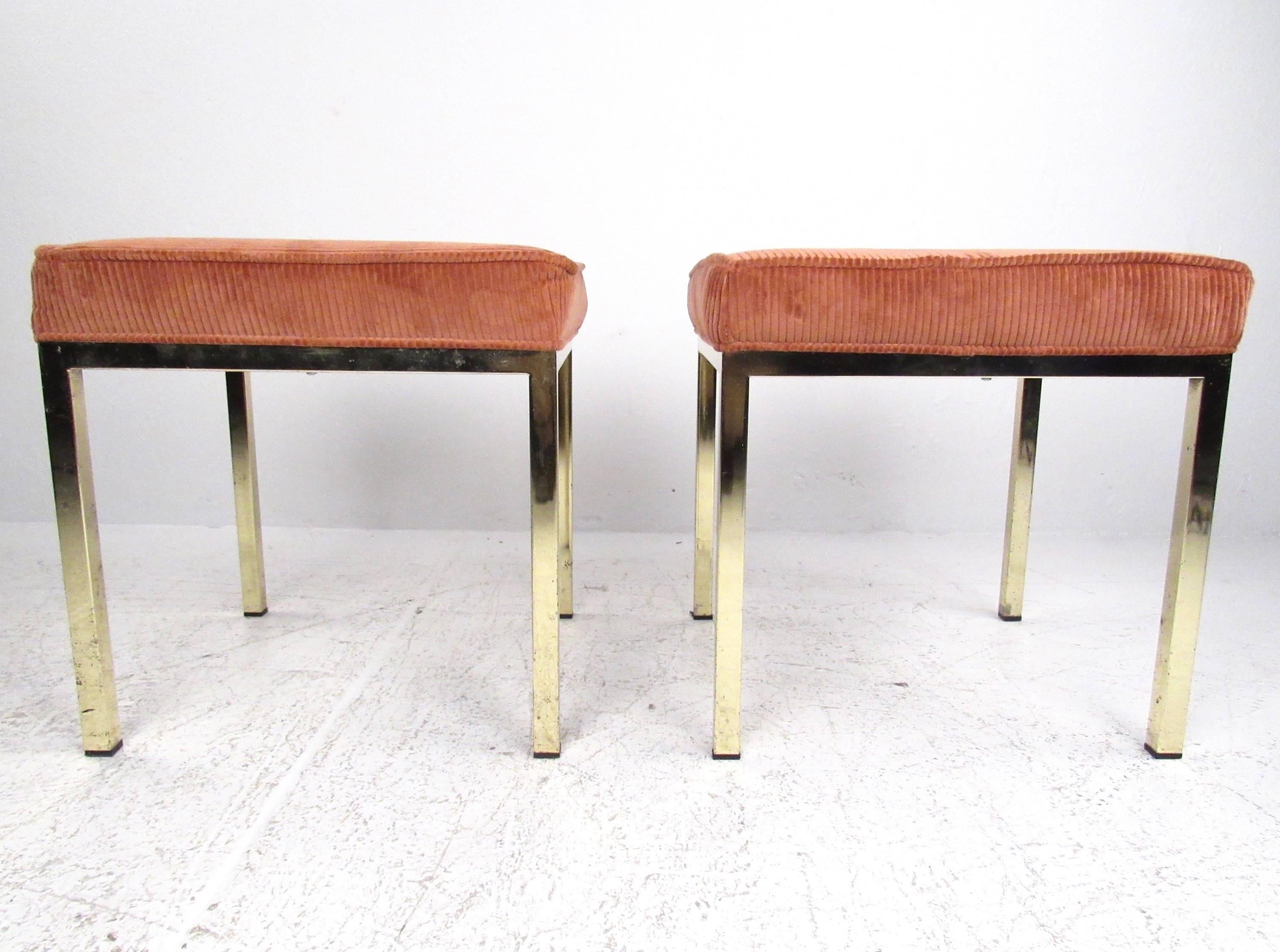Pair Mid-Century Modern Decorator's Stools In Good Condition For Sale In Brooklyn, NY