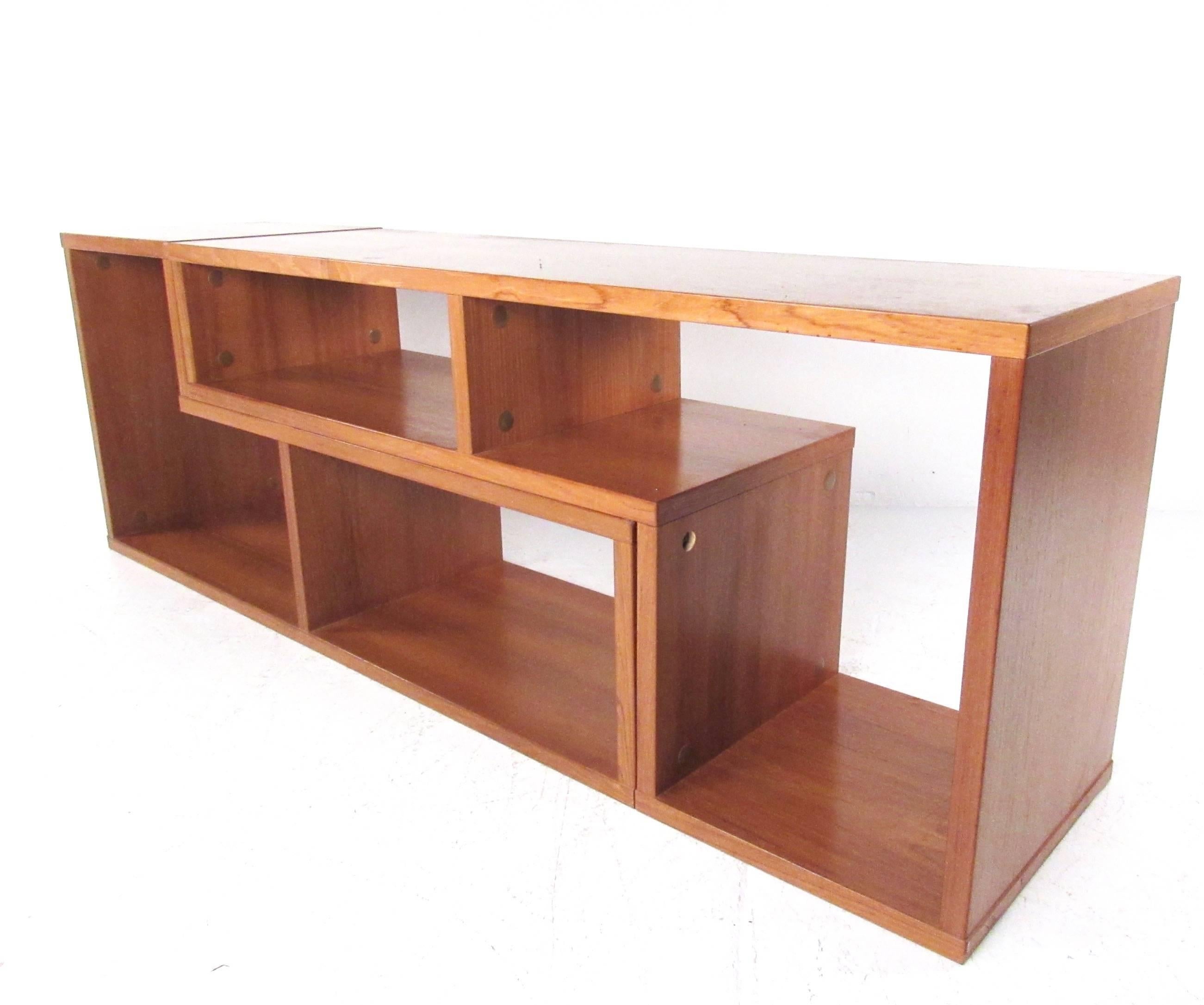 Scandinavian Modern Pair of Mid-Century Modern Danish Teak Bookshelfs