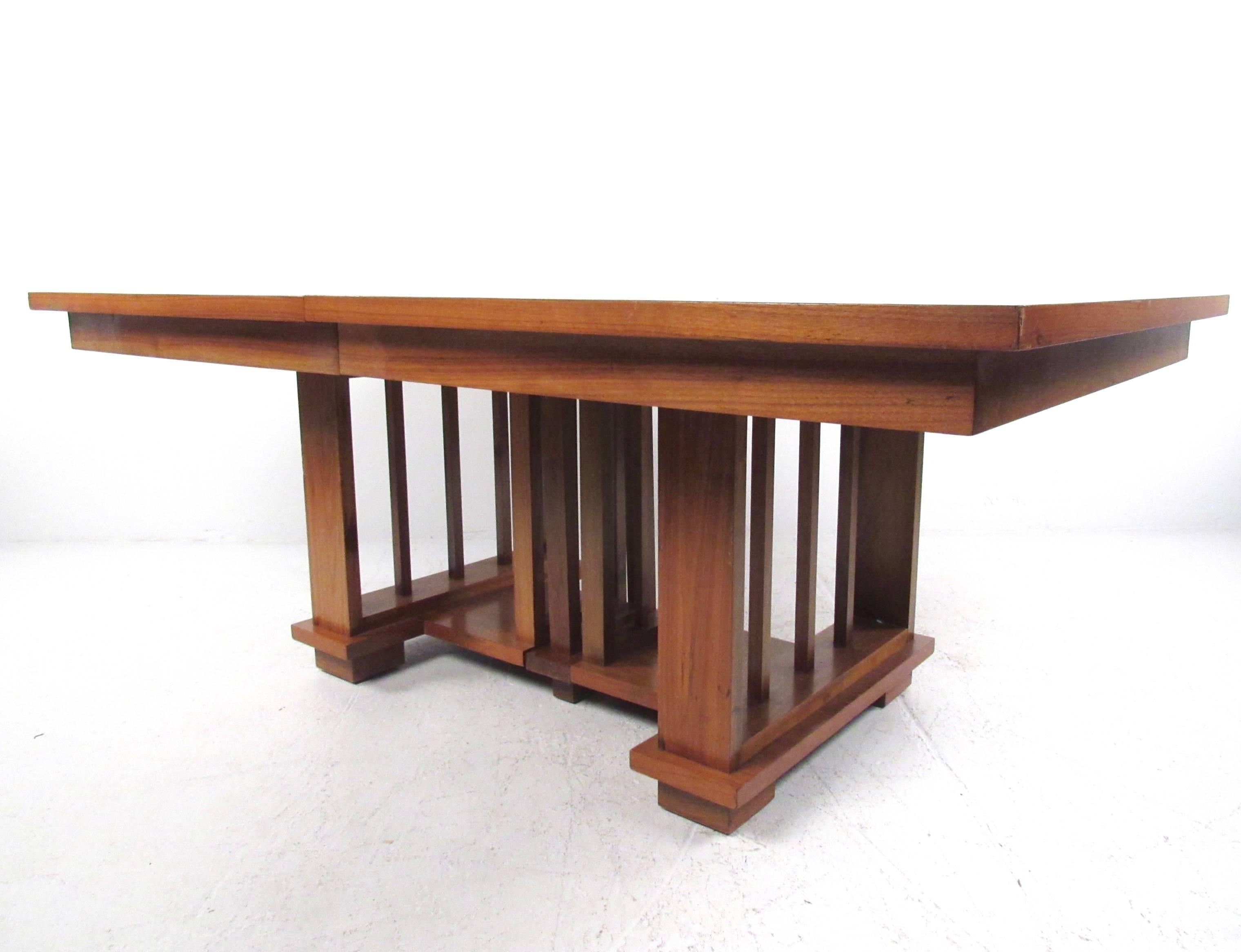 Mid-Century Modern Impressive Dining Table in the Style of Frank Lloyd Wright For Sale