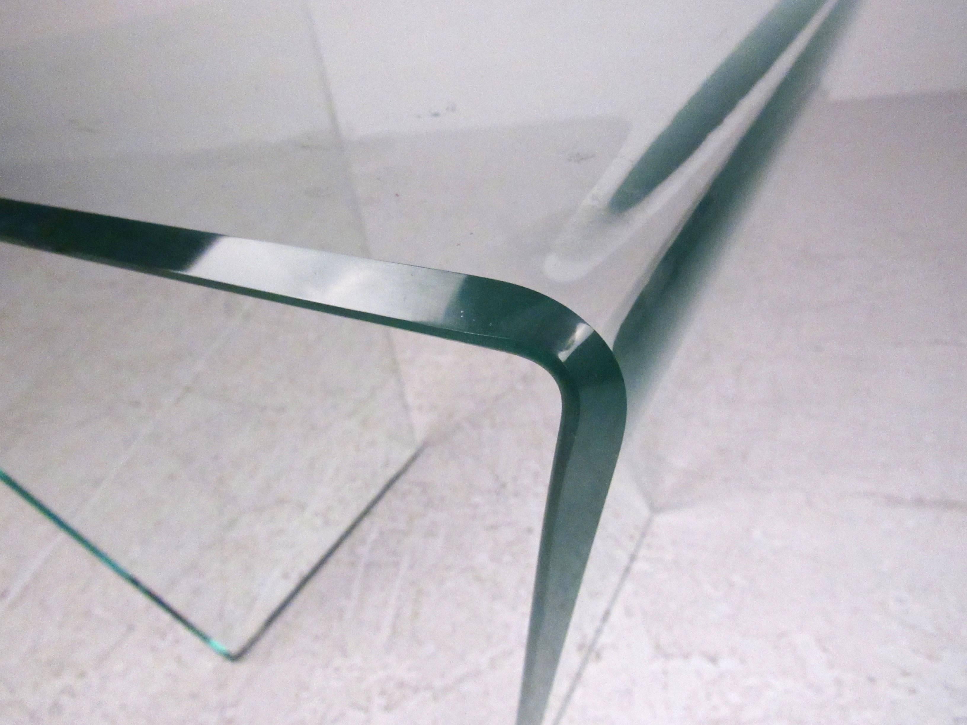 Contemporary Modern Curved Glass End Table 1