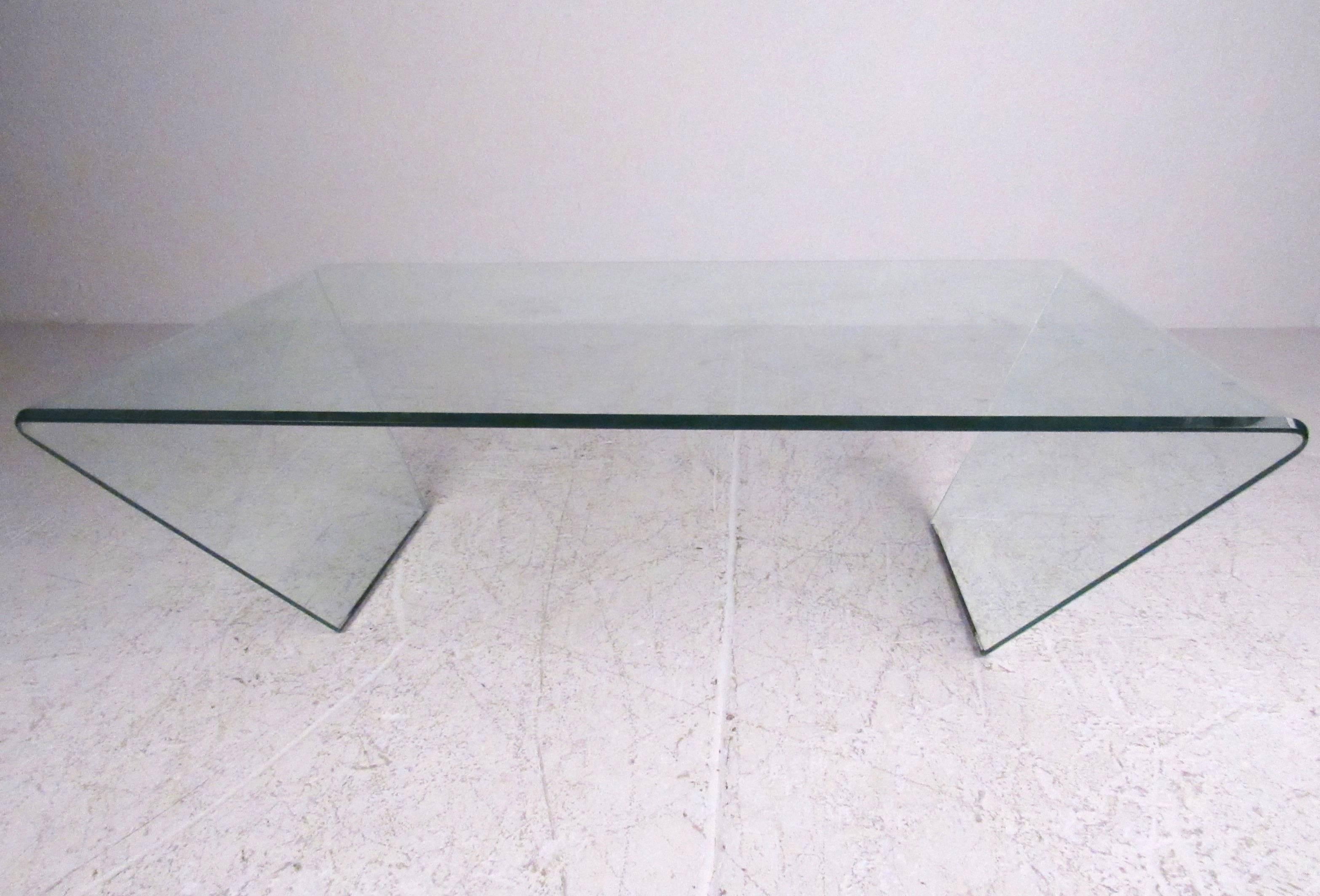 Contemporary Modern Curved Glass Coffee Table 2