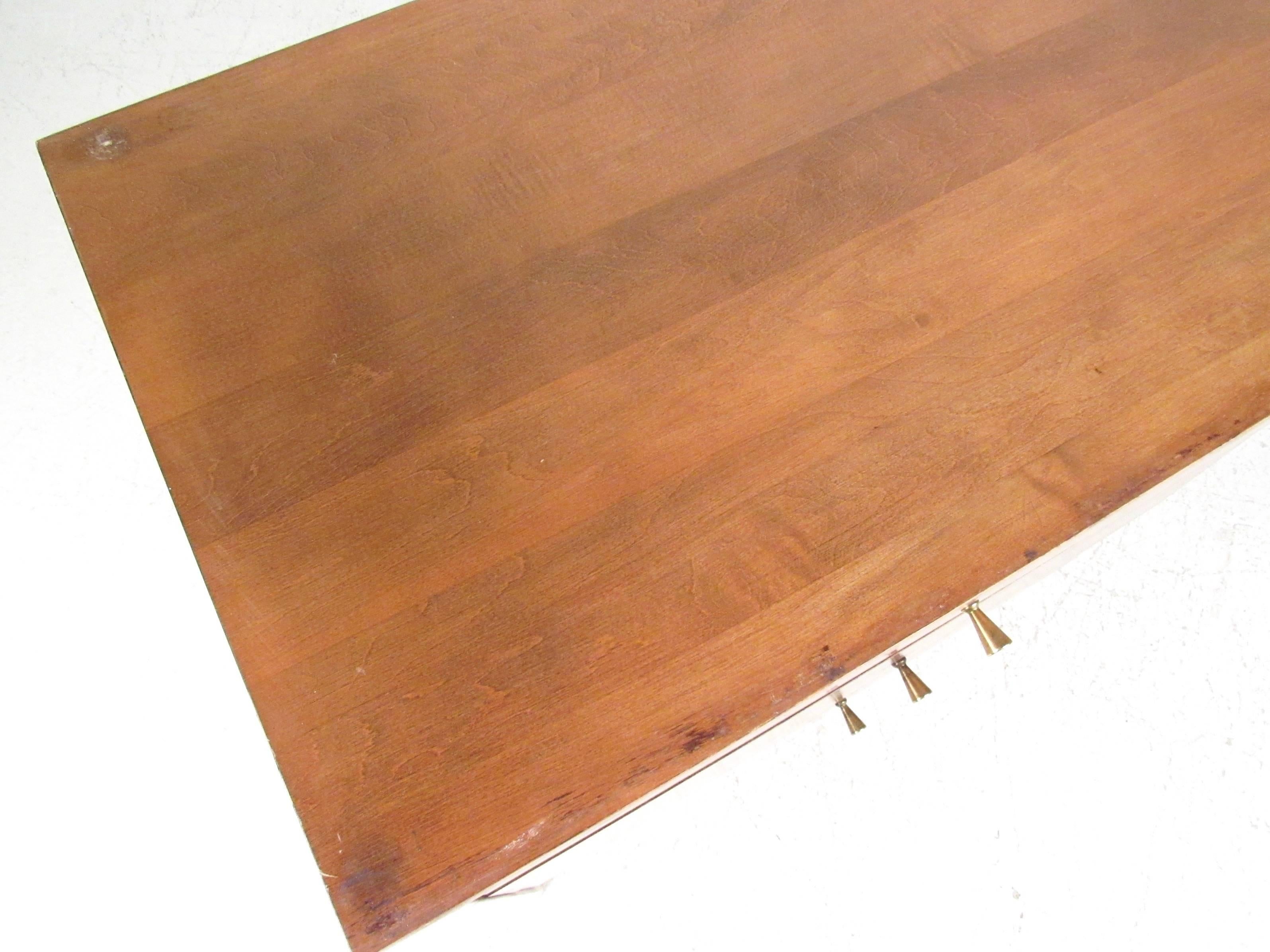 Mid-20th Century Paul McCobb Writing Desk for Winchendon