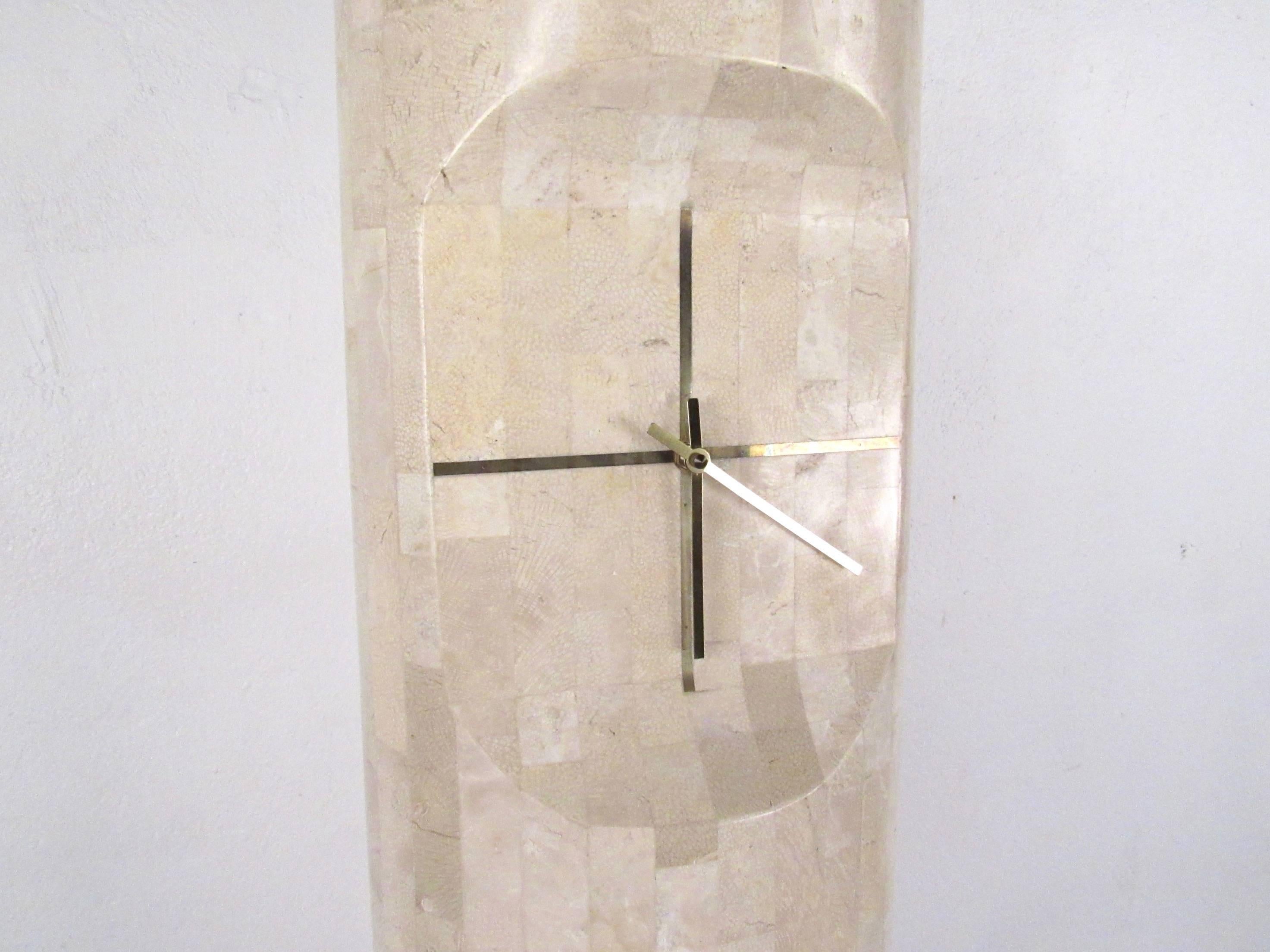 This stunning vintage floor clock features the unique Mid-Century style of Maitland-Smith, combining the rich texture of tessellated stone with a simple brass finish clock face. Simple yet stylish time piece for home or office, please confirm item