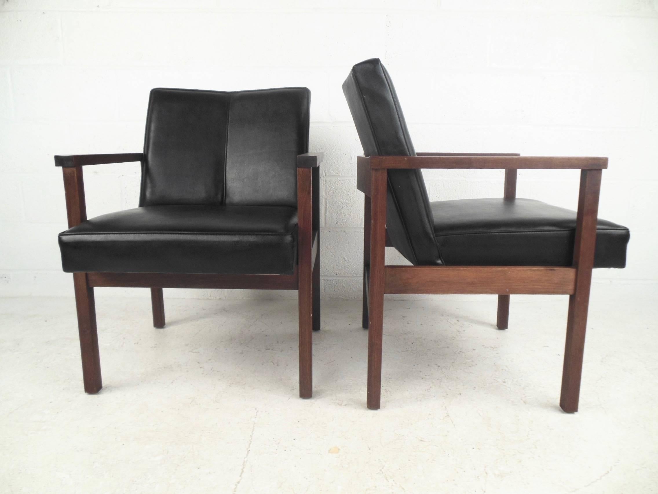 American Pair of Mid-Century Modern Office Side Chairs