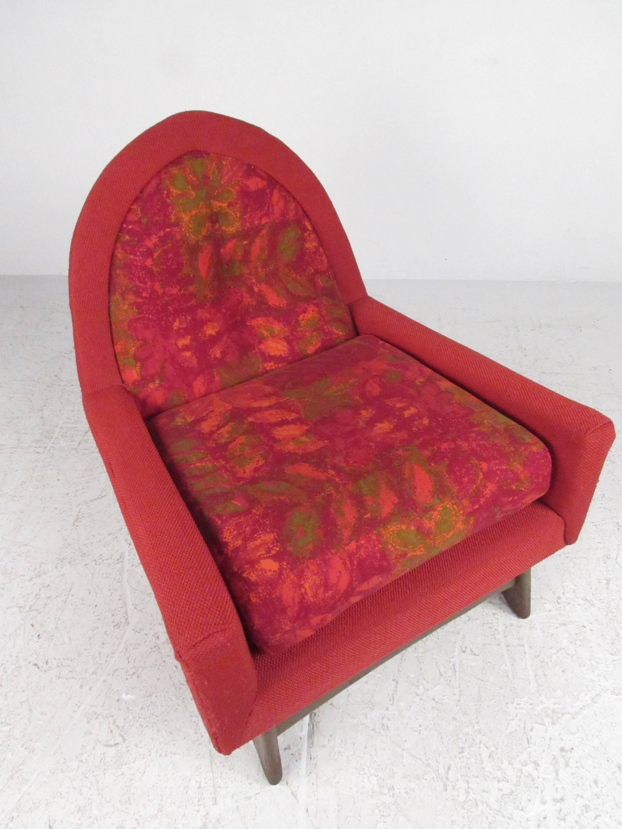 Upholstery Pair of Mid-Century Modern Adrian Pearsall Style Lounge Chairs For Sale