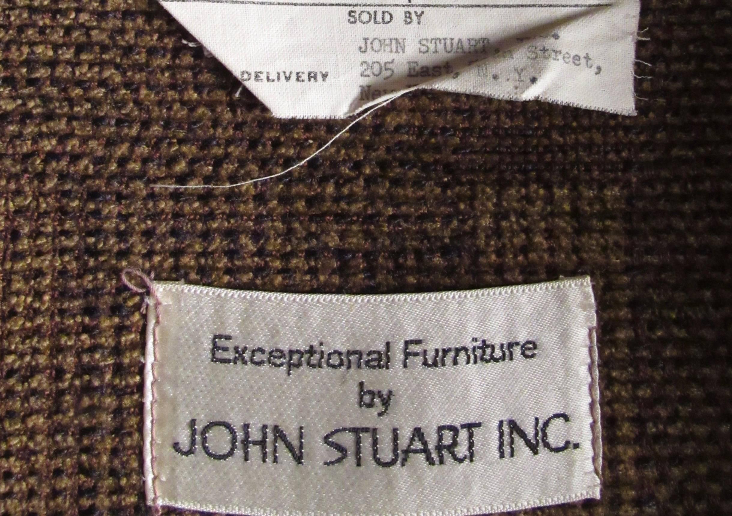  John Stuart Inc Sofa In Good Condition In Brooklyn, NY