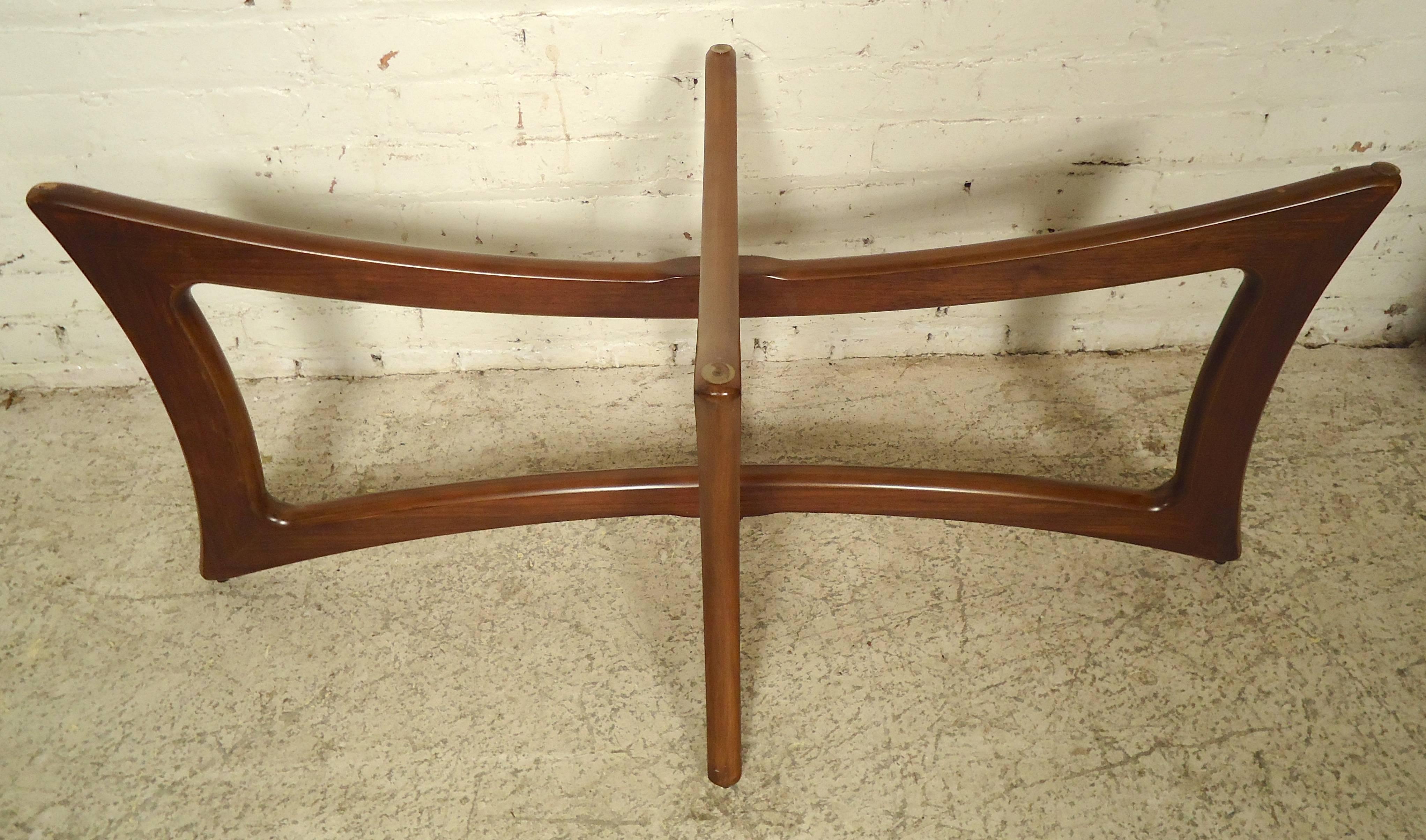 Classic Mid-Century Coffee Table by Adrian Pearsall In Good Condition In Brooklyn, NY