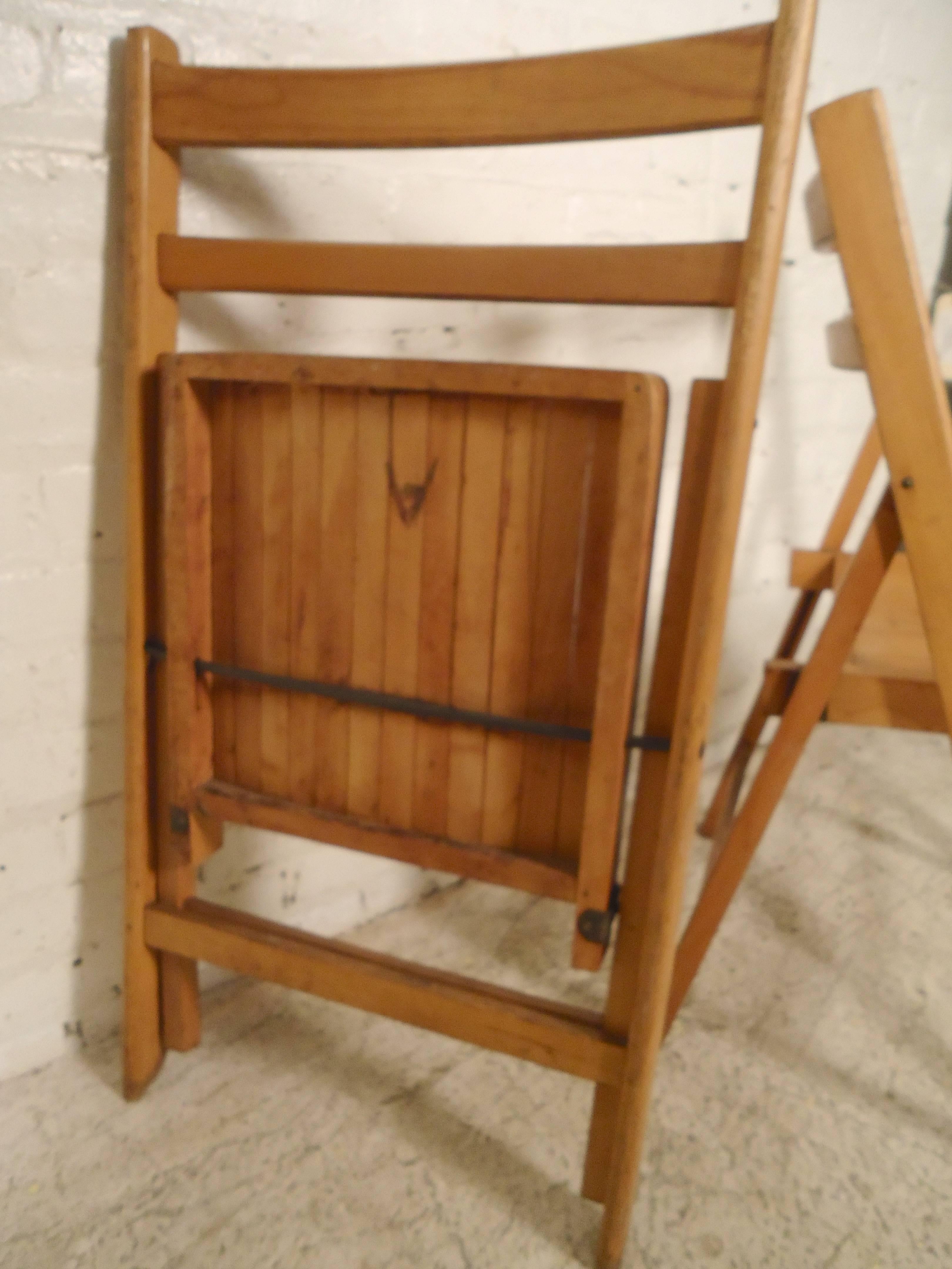 Set of Ten Vintage Folding Chairs In Good Condition In Brooklyn, NY