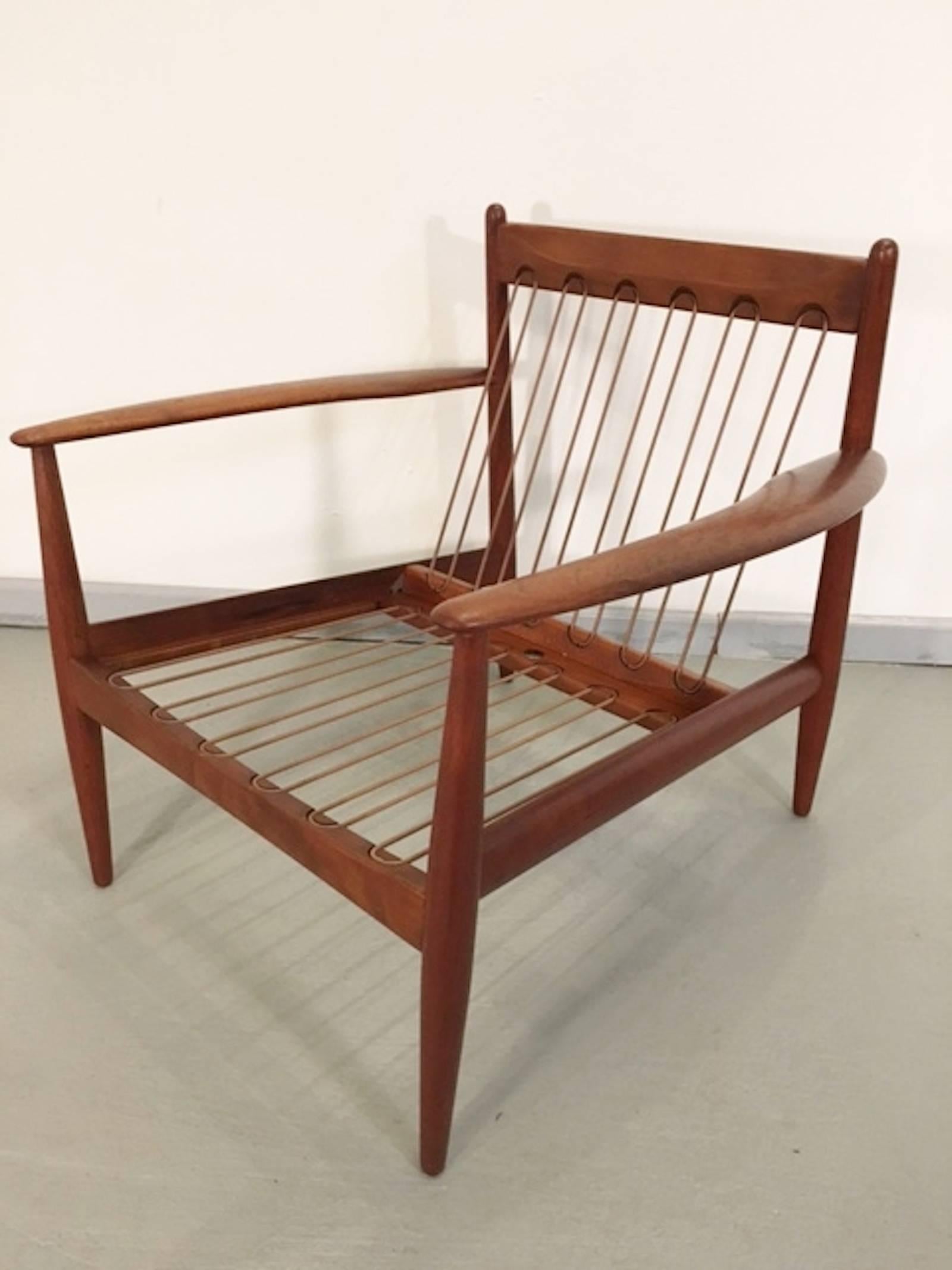 Pair of Teak Armchairs by Grete Jalk In Good Condition In Brooklyn, NY
