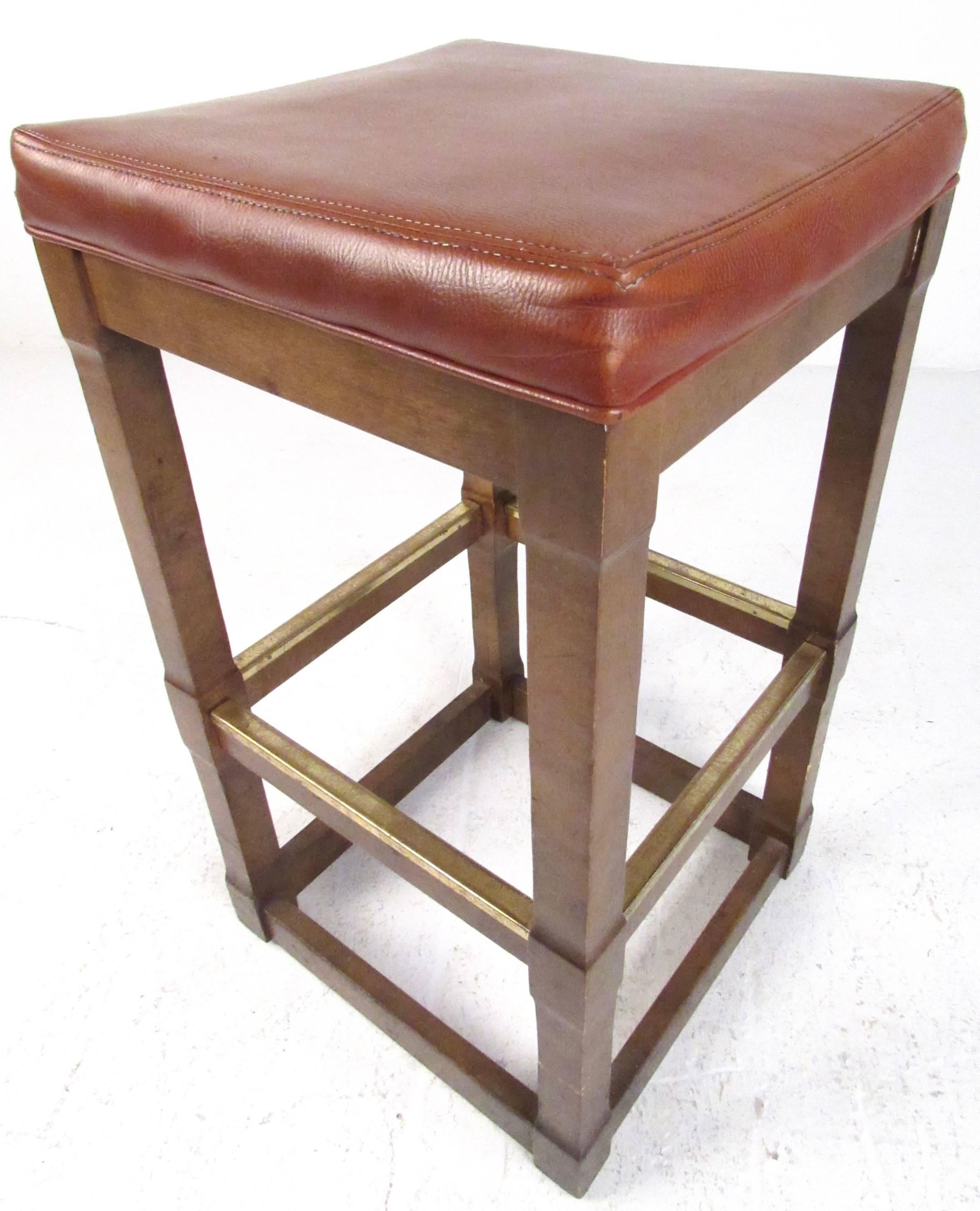 Set of Mid-Century Modern Counter Stools In Good Condition In Brooklyn, NY