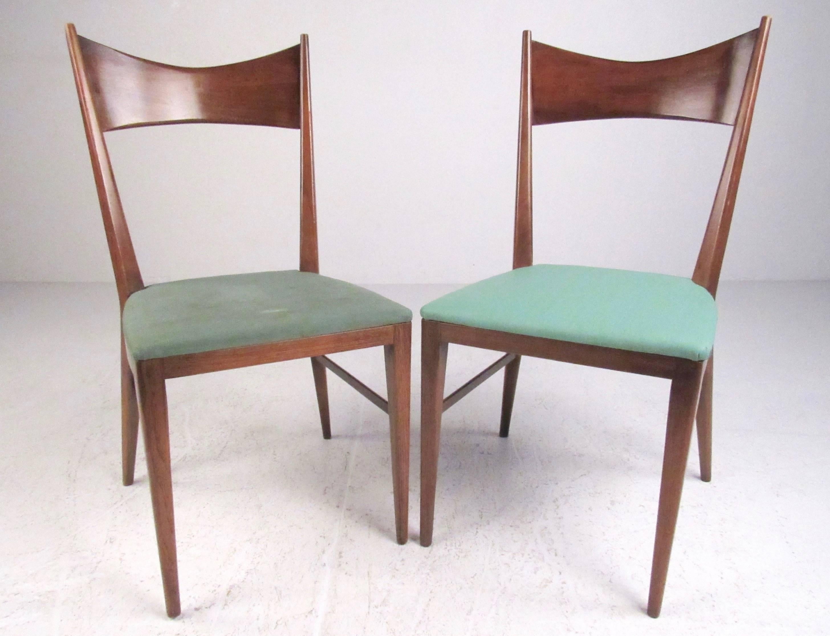 American Pair Vintage Modern Paul McCobb Dining Chairs For Sale