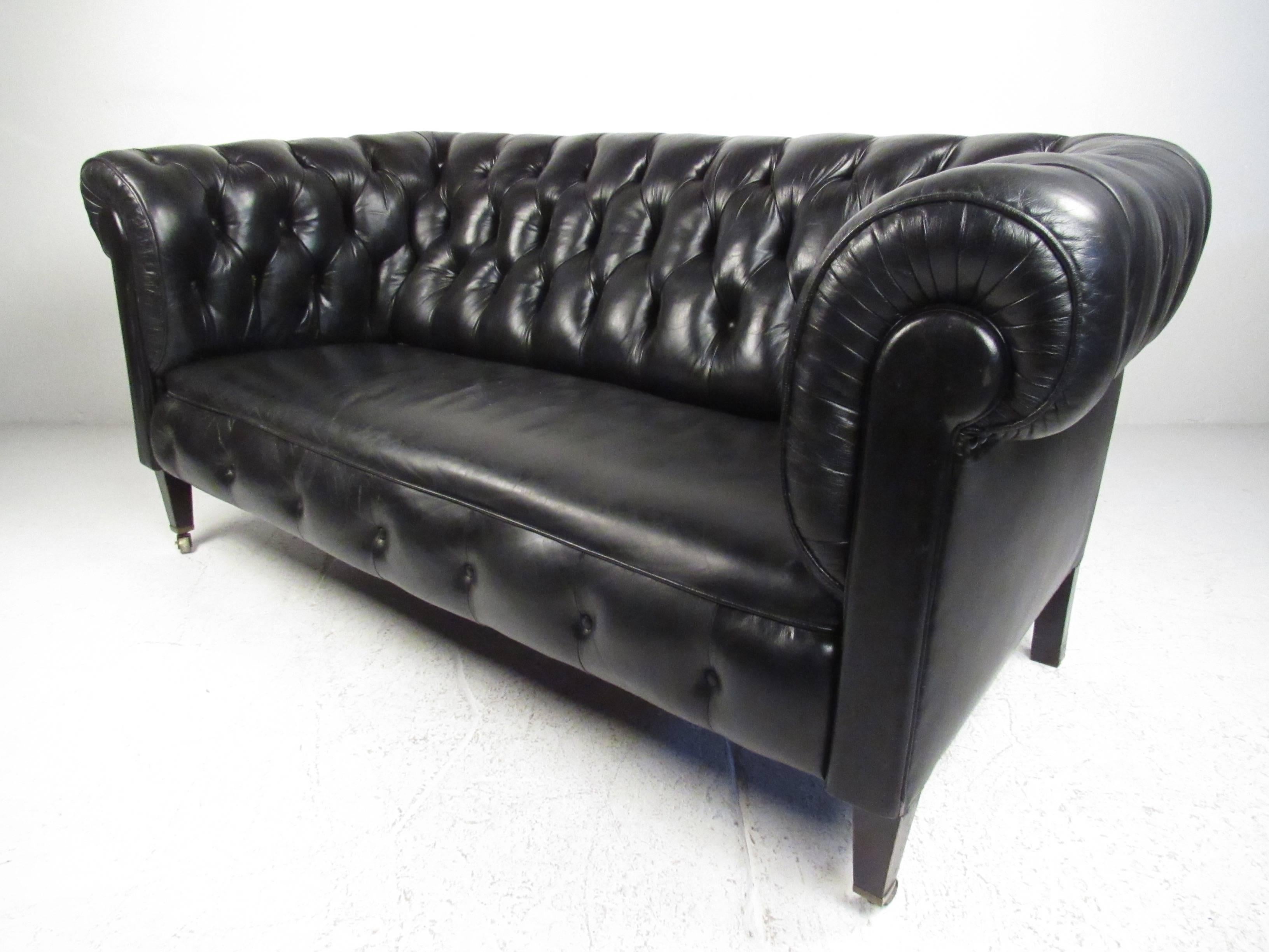 chesterfield lounge chair