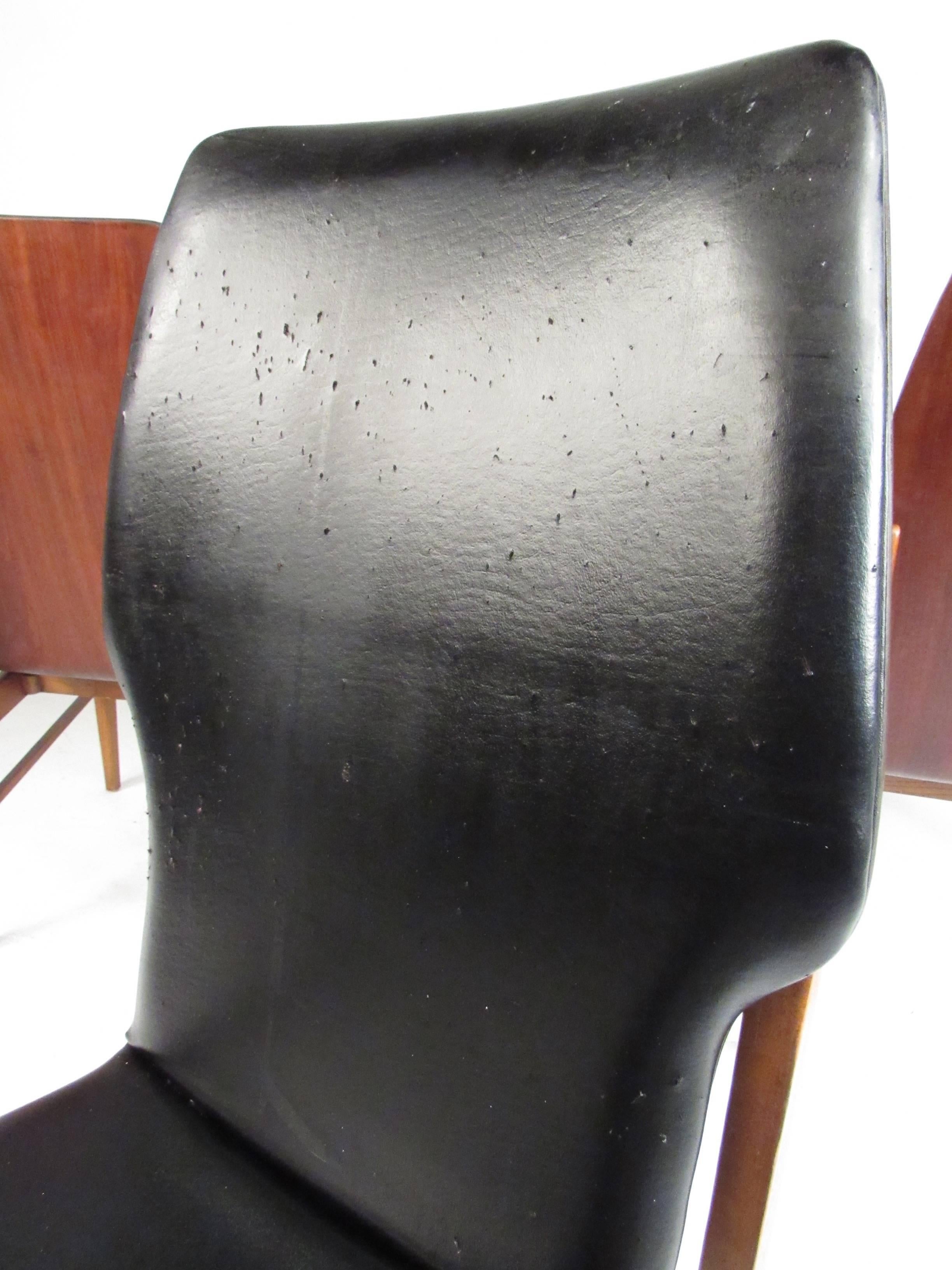 Esszimmerstühle mit hoher Rückenlehne aus der Mitte des Jahrhunderts (Holz) im Angebot