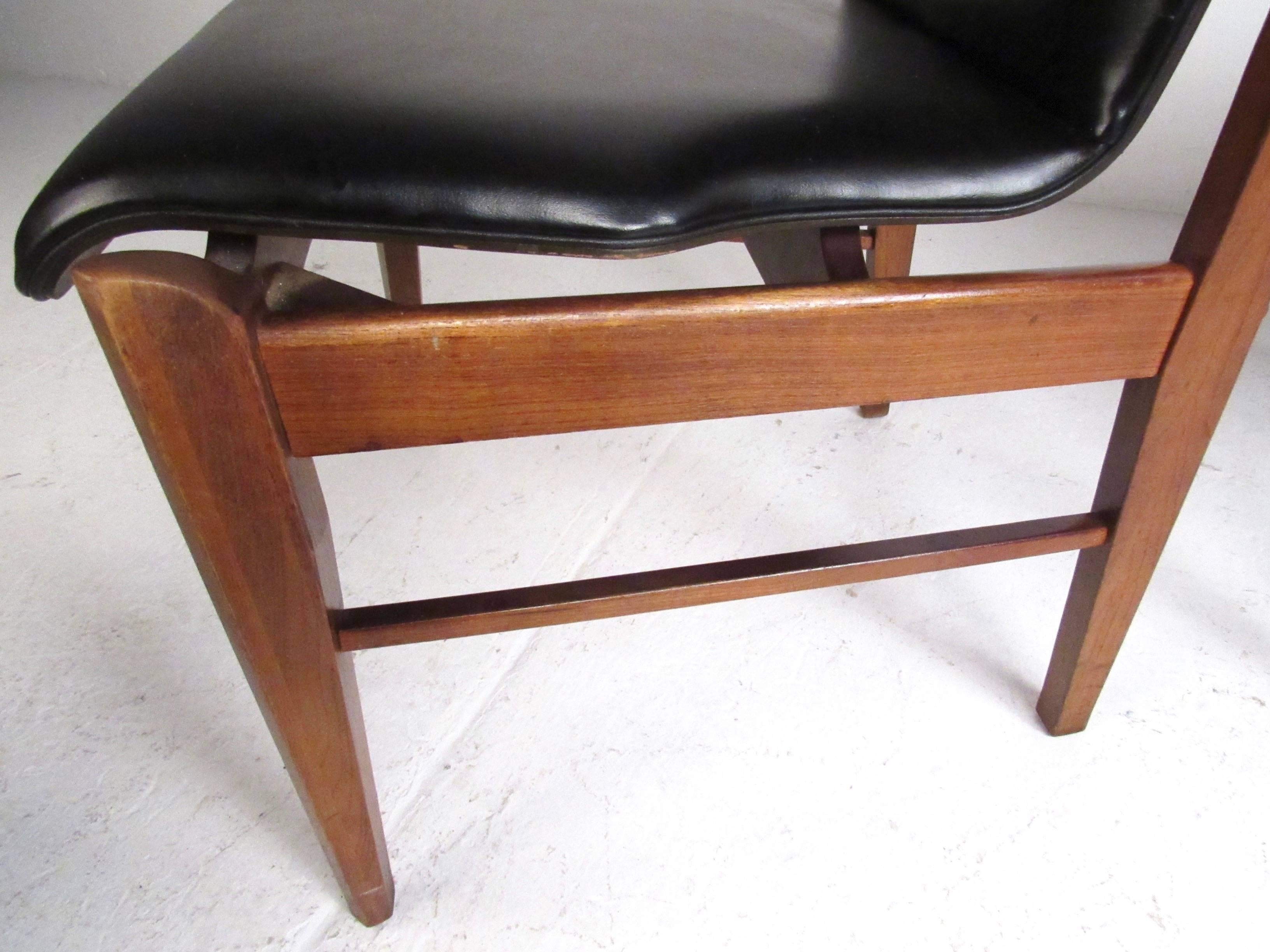 Mid-Century Modern Mid-Century Set of High Back Dining Chairs For Sale