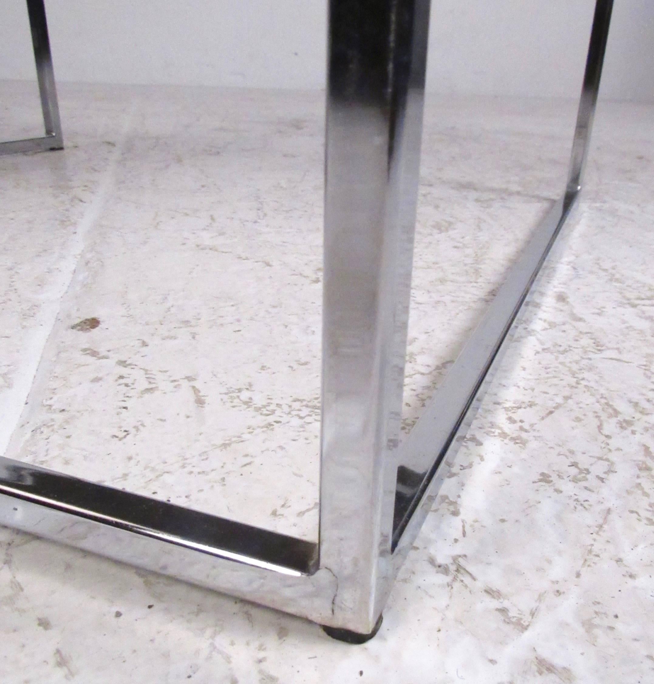 Set of Modern Chrome Dining Chairs after Milo Baughman 1