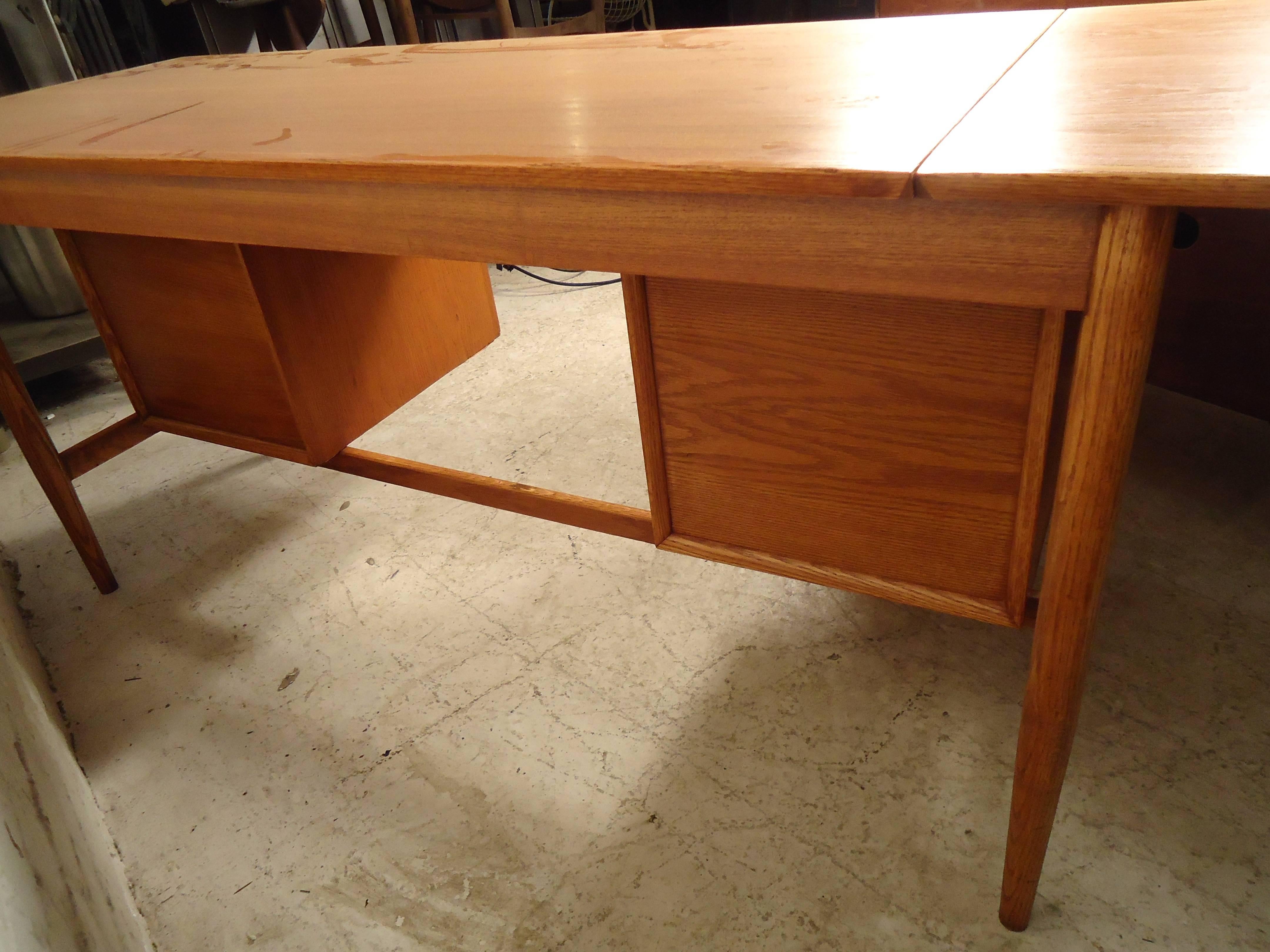 Mid-Century Modern Drop-Leaf Desk 4