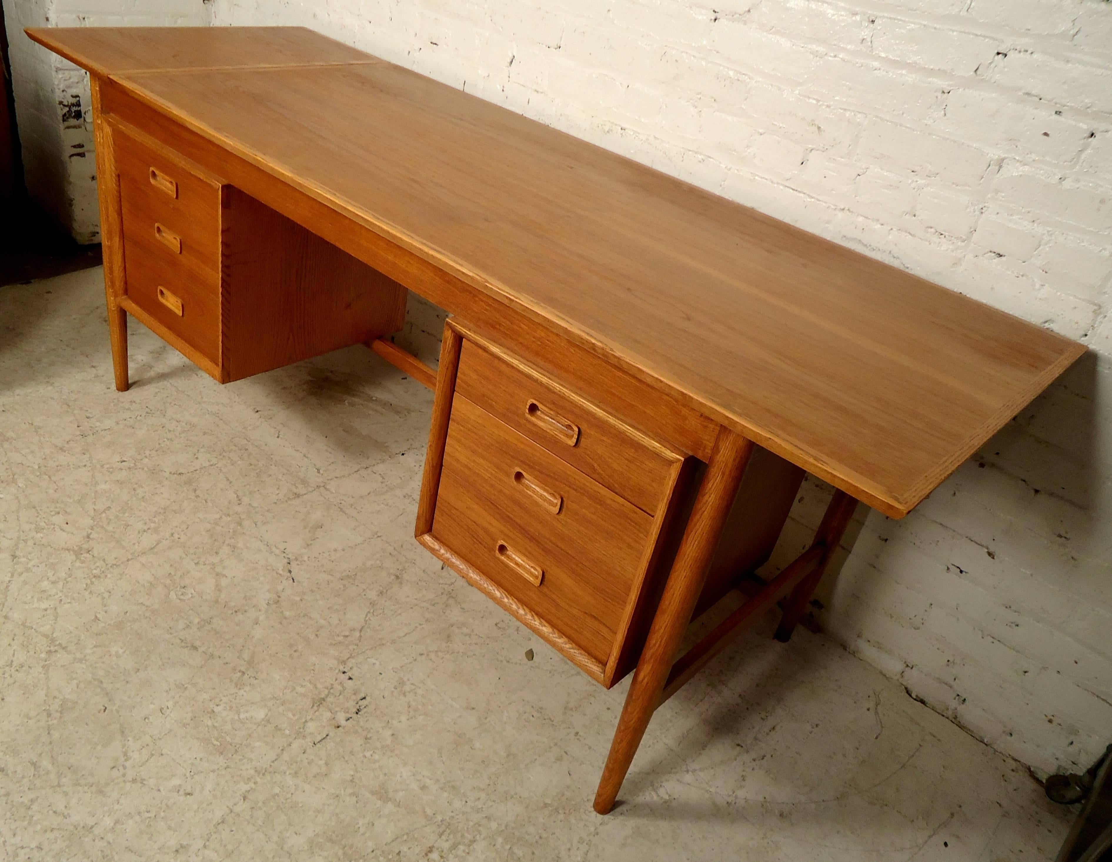 Mid-Century Modern Drop-Leaf Desk 5