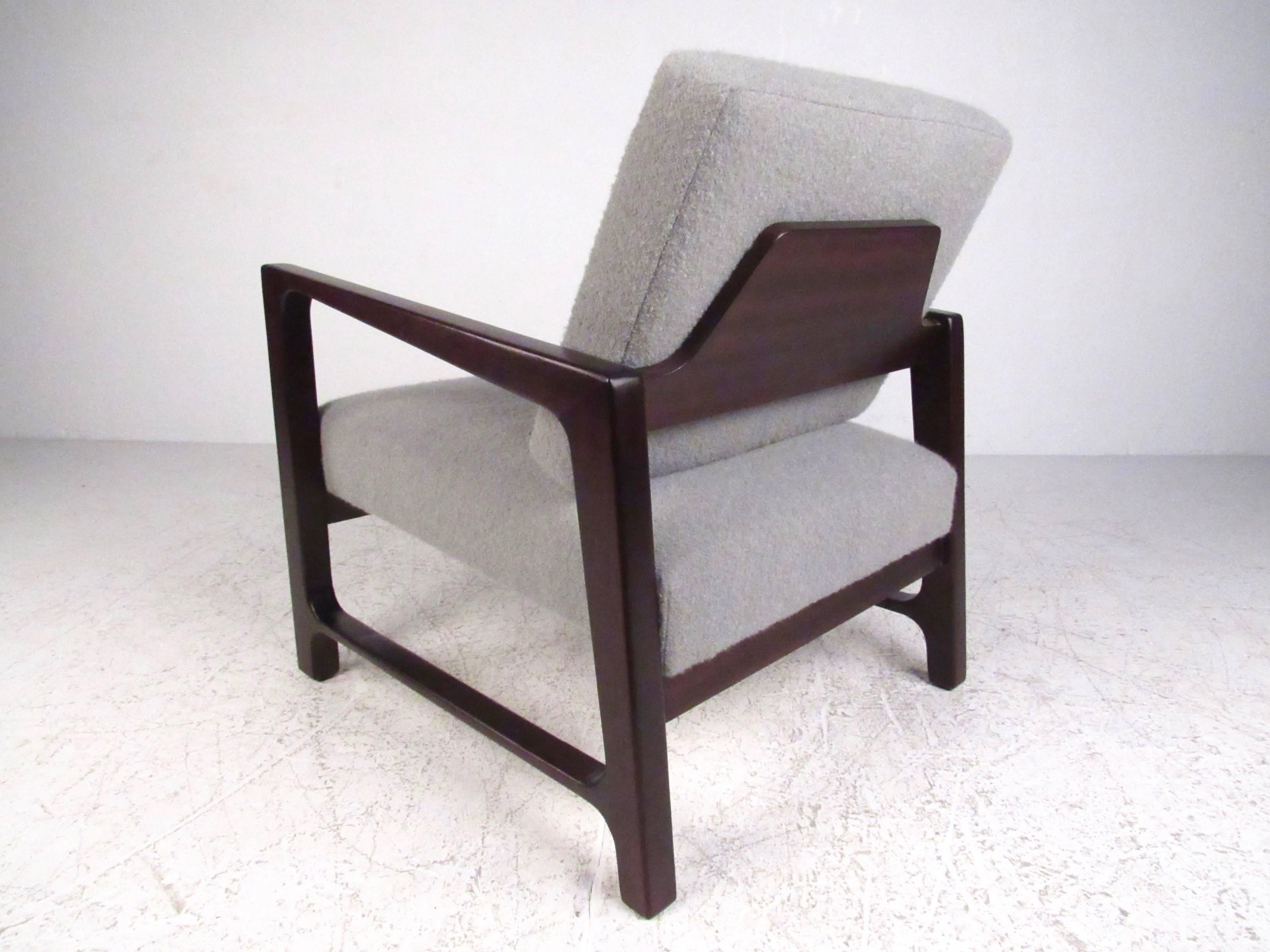 Harvey Probber Lounge Chairs in Rosewood In Good Condition In Brooklyn, NY