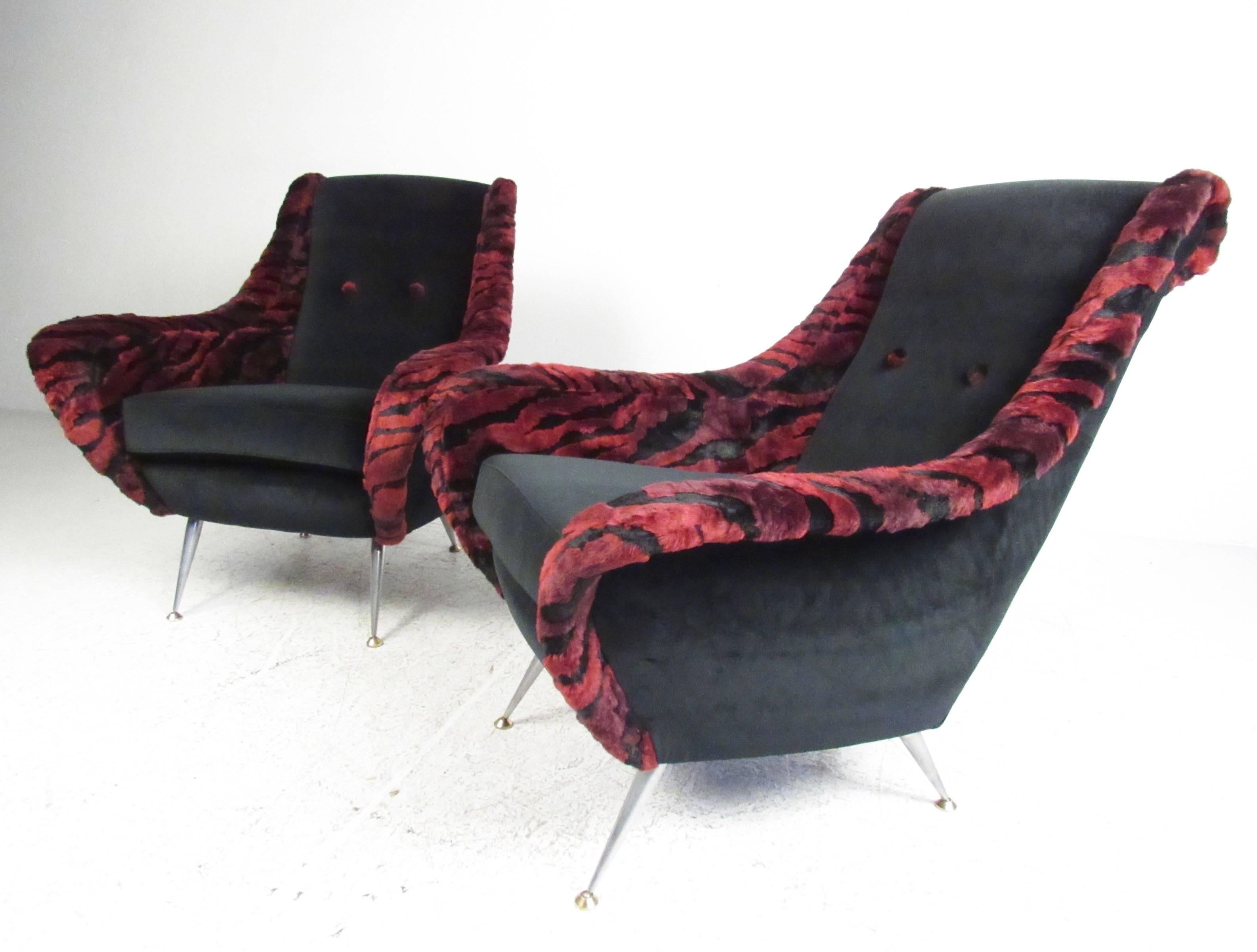 Gio Ponti Style Lounge Chairs In Good Condition For Sale In Brooklyn, NY