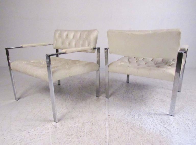 Mid-Century Modern Pair of Chrome Lounge Chairs by Erwin-Lambeth in the style of Harvey Probber For Sale