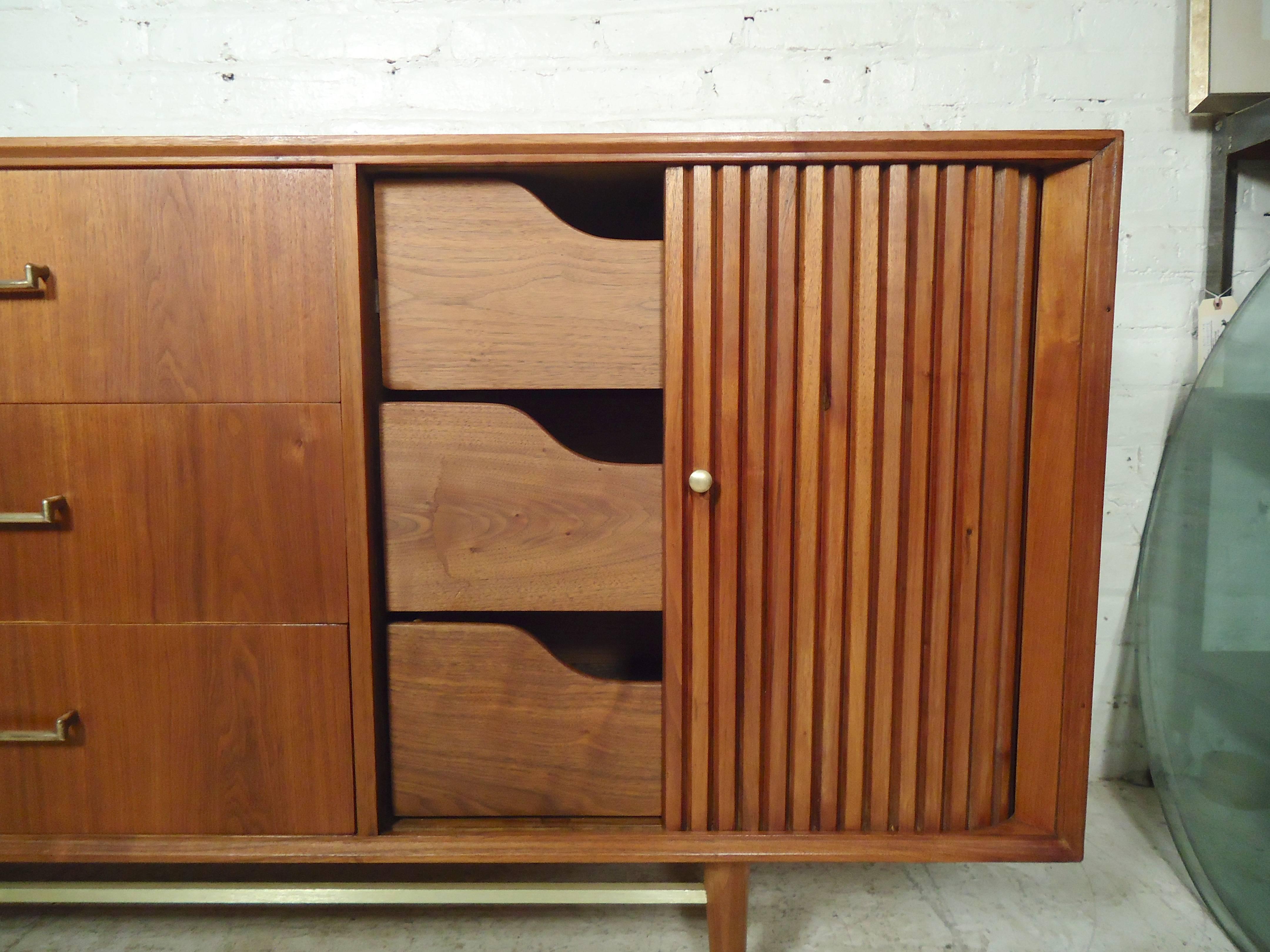 Mid-20th Century Fantastic Mid-Century Modern Dresser or Sideboard