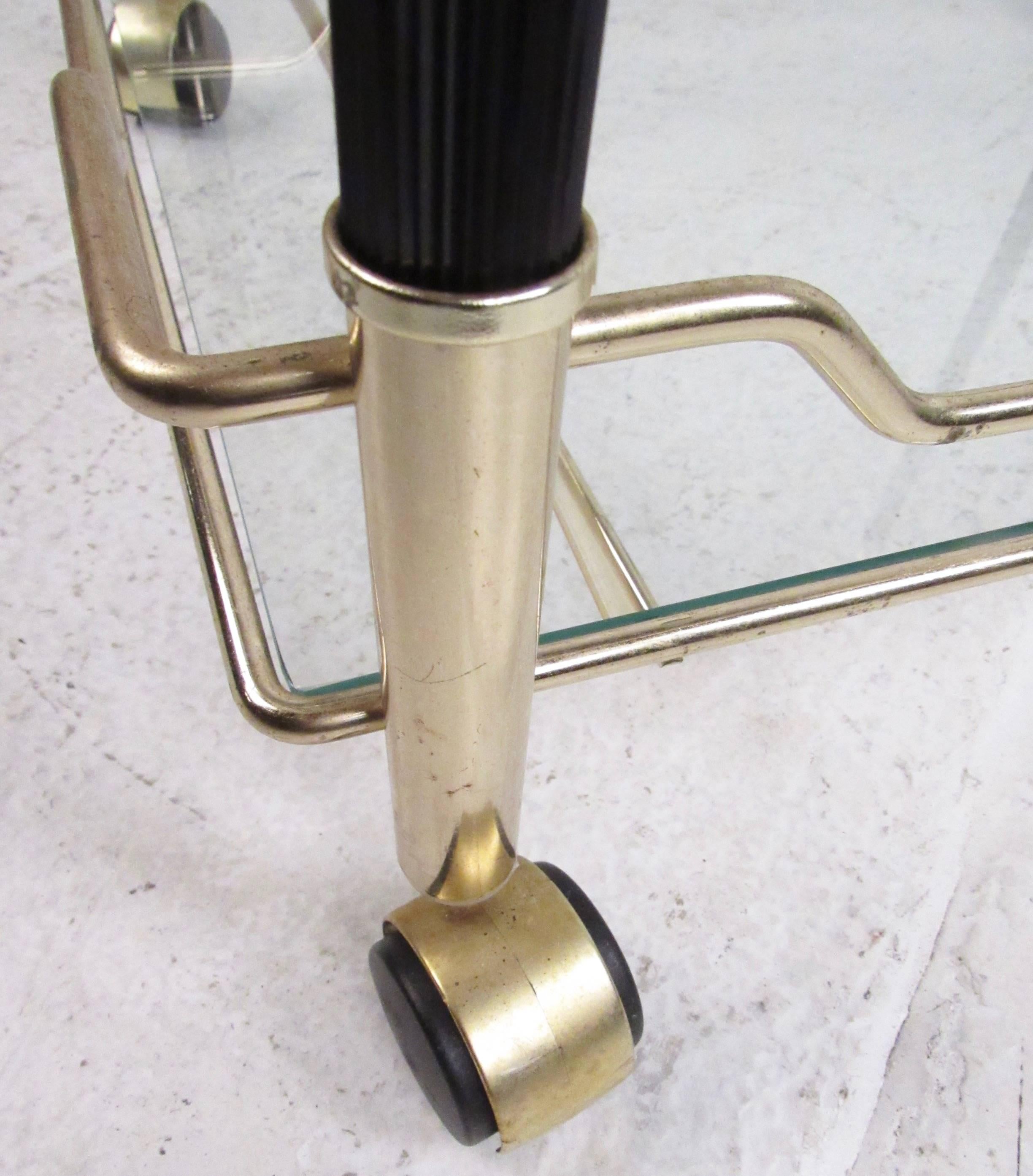 Mid-Century Italian Modern Brass and Glass Bar Cart 4
