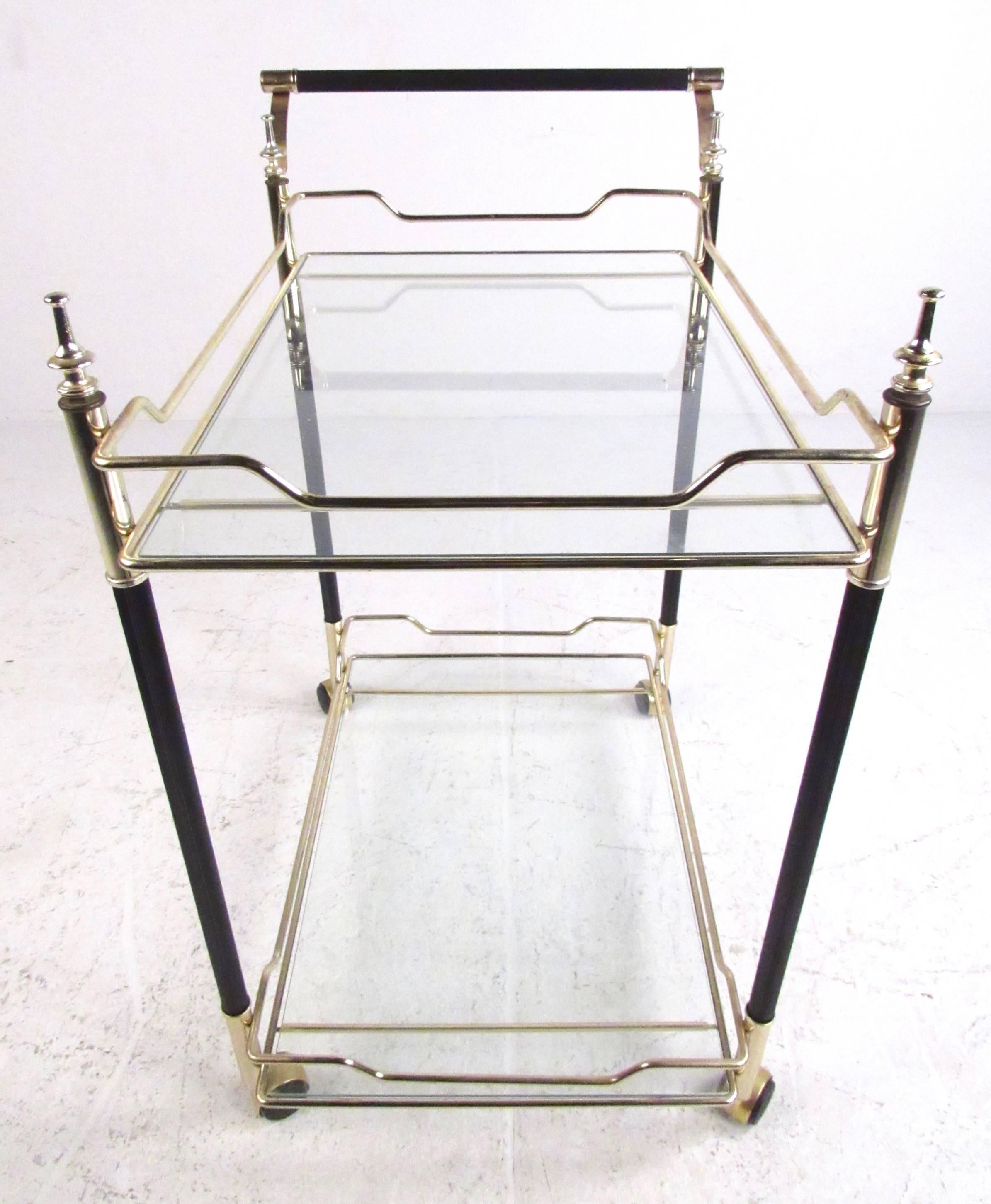 Mid-Century Italian Modern Brass and Glass Bar Cart 1