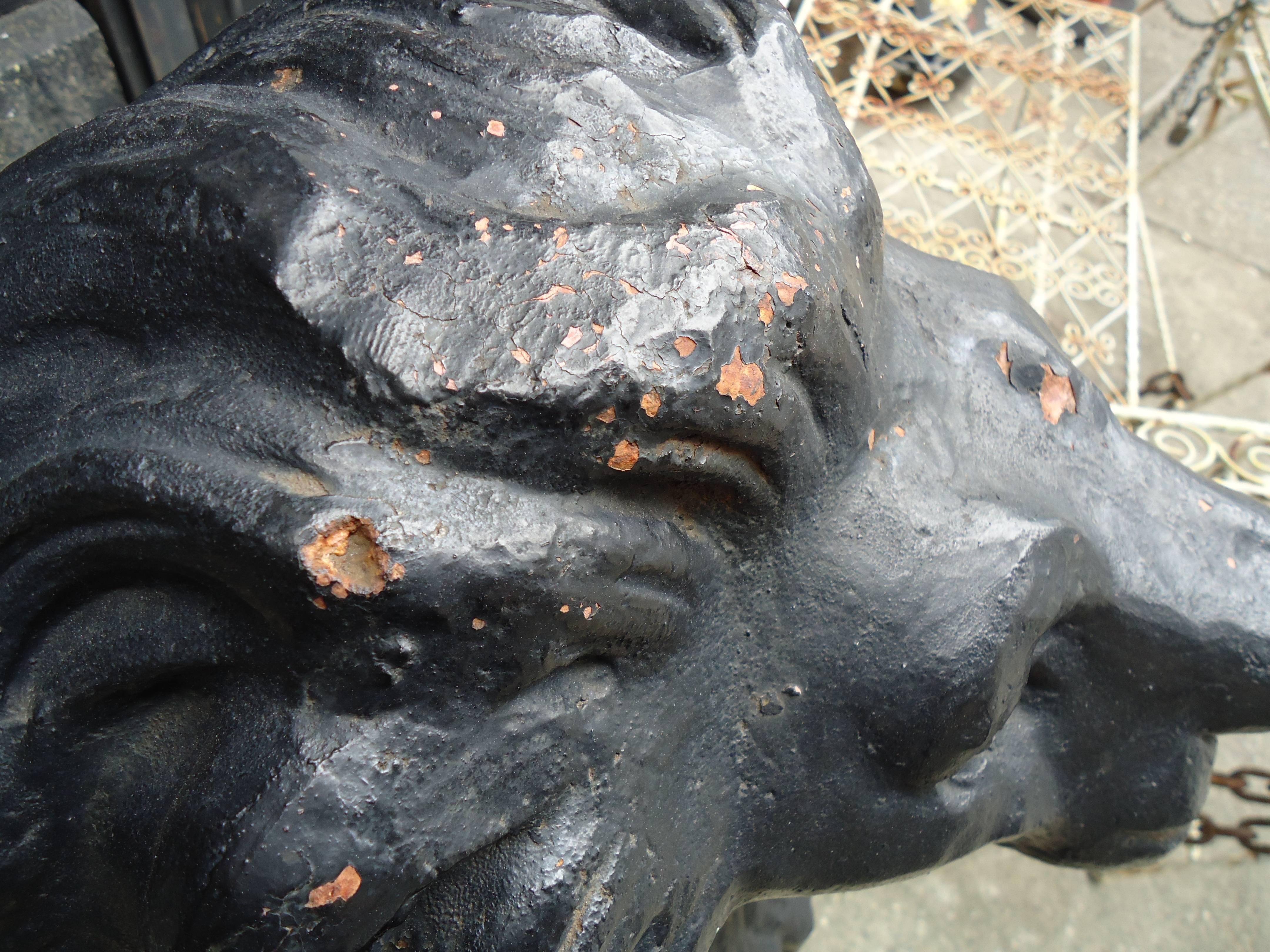 Pair of Cast Iron Lions In Good Condition In Brooklyn, NY