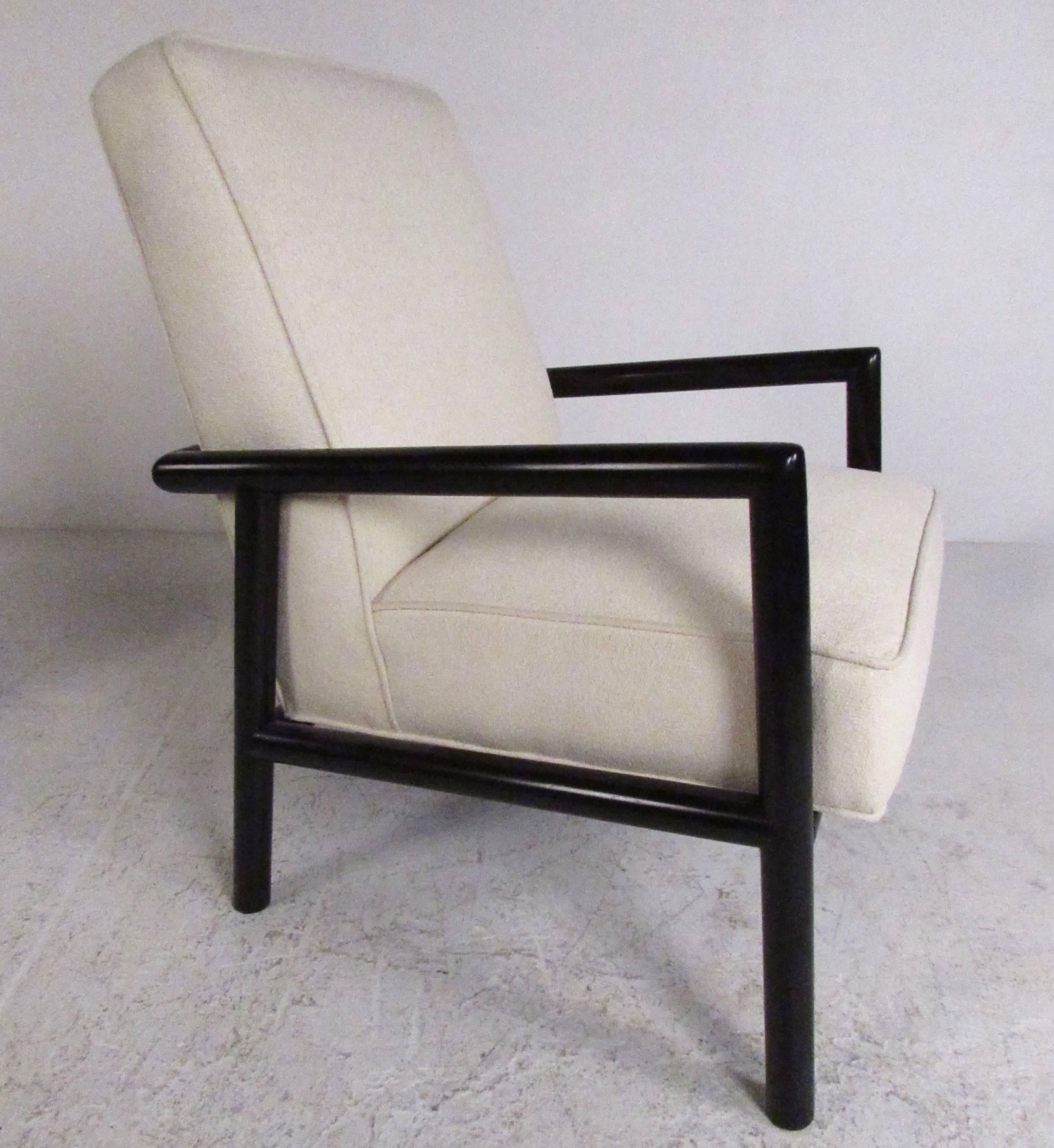 American Pair of Vintage T.H. Robsjohn-Gibbings Lounge Chairs For Sale