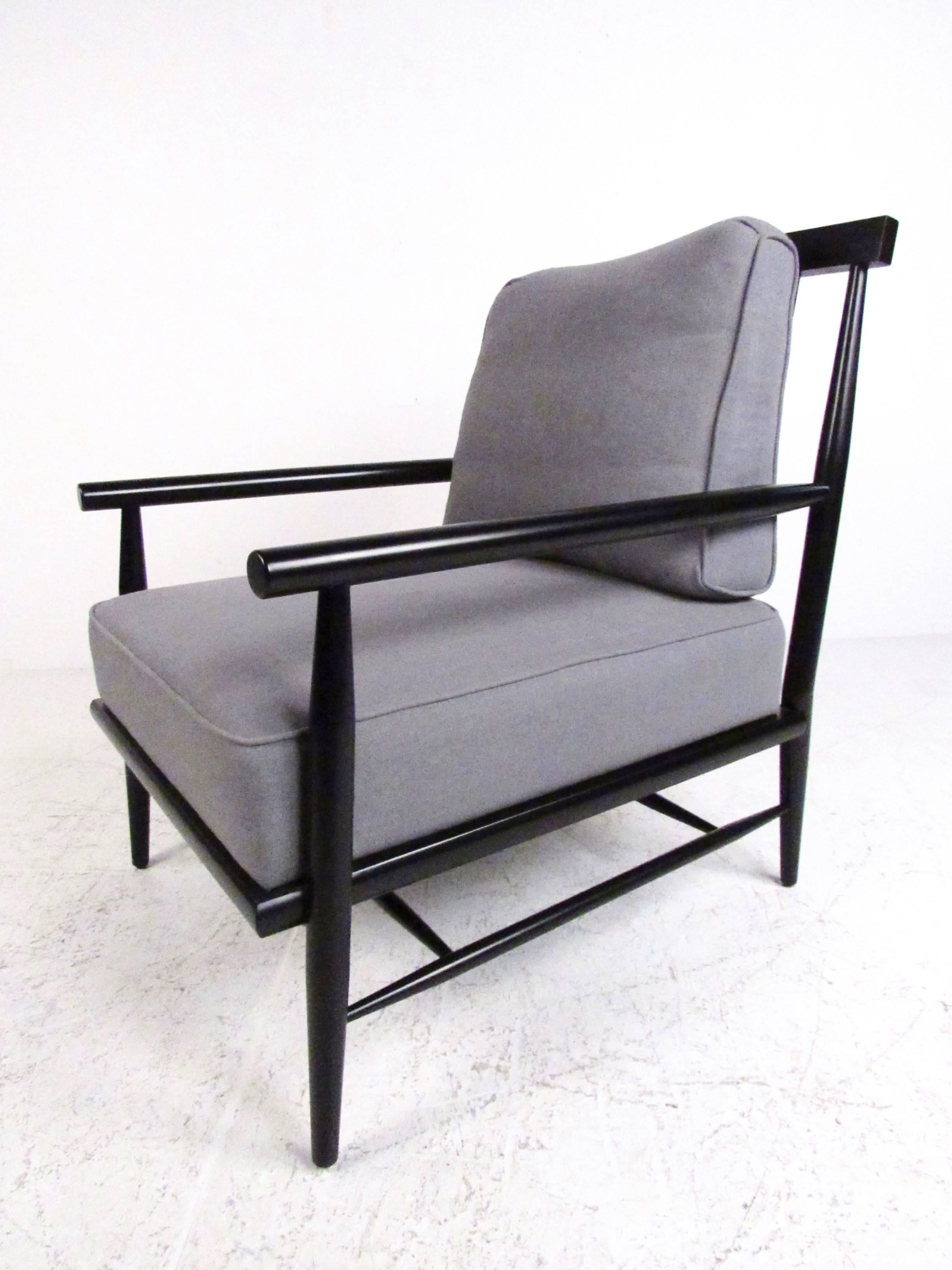 Unusual Pair of Modern Lounge Chairs 2