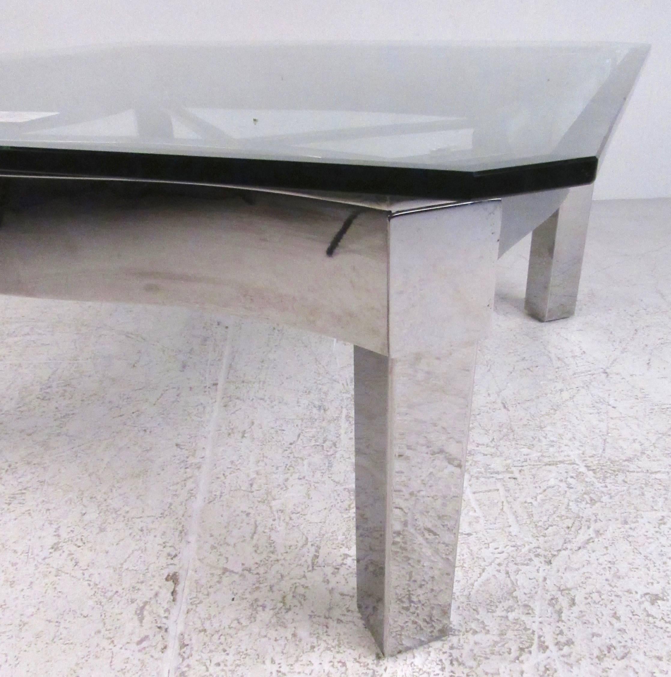 Mid-Century Modern Contemporary Modern Chrome and Glass Coffee Table For Sale
