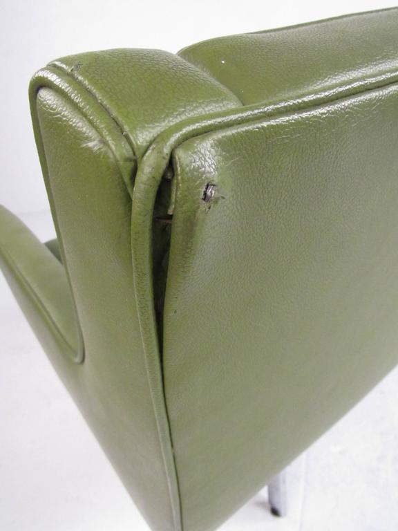 Stylish Vintage Modern Sofa in Tufted Green Vinyl For Sale at 1stDibs
