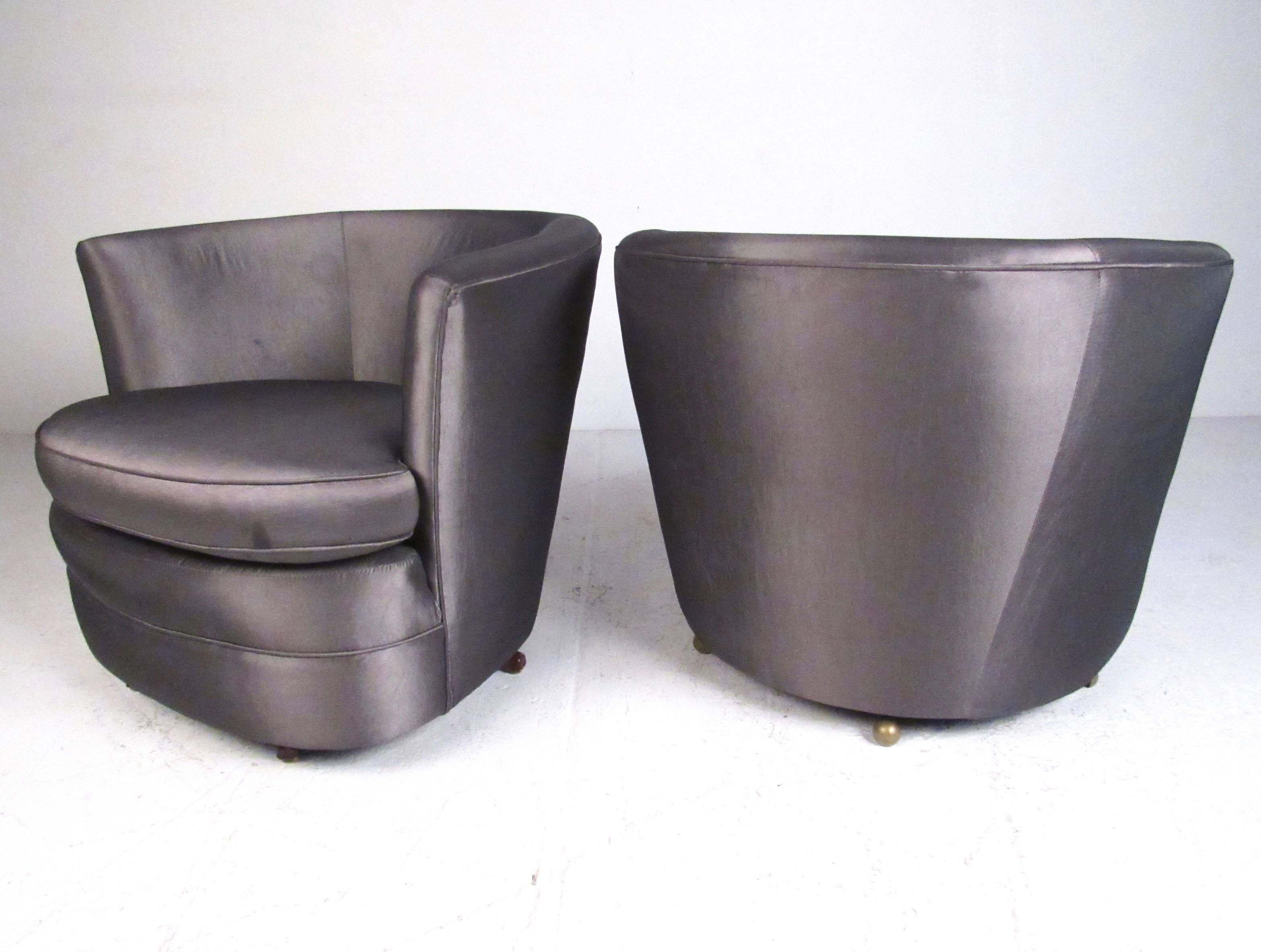 Mid-20th Century Pair of Vintage Modern Barrel Back Swivel Club Chairs For Sale