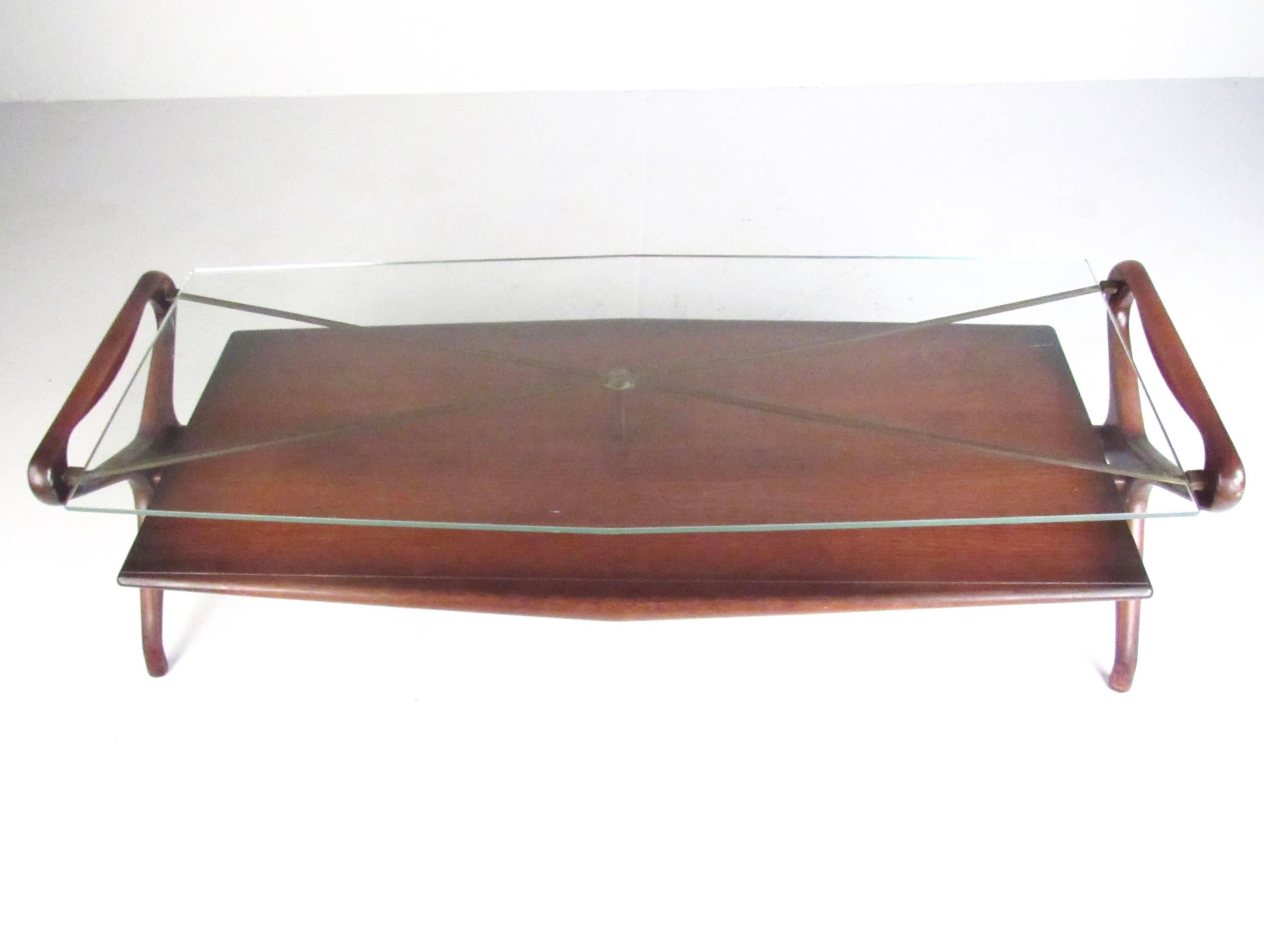 American Vintage Modern Two-Tier Sculptural Coffee Table in the Style of Ico Parisi For Sale