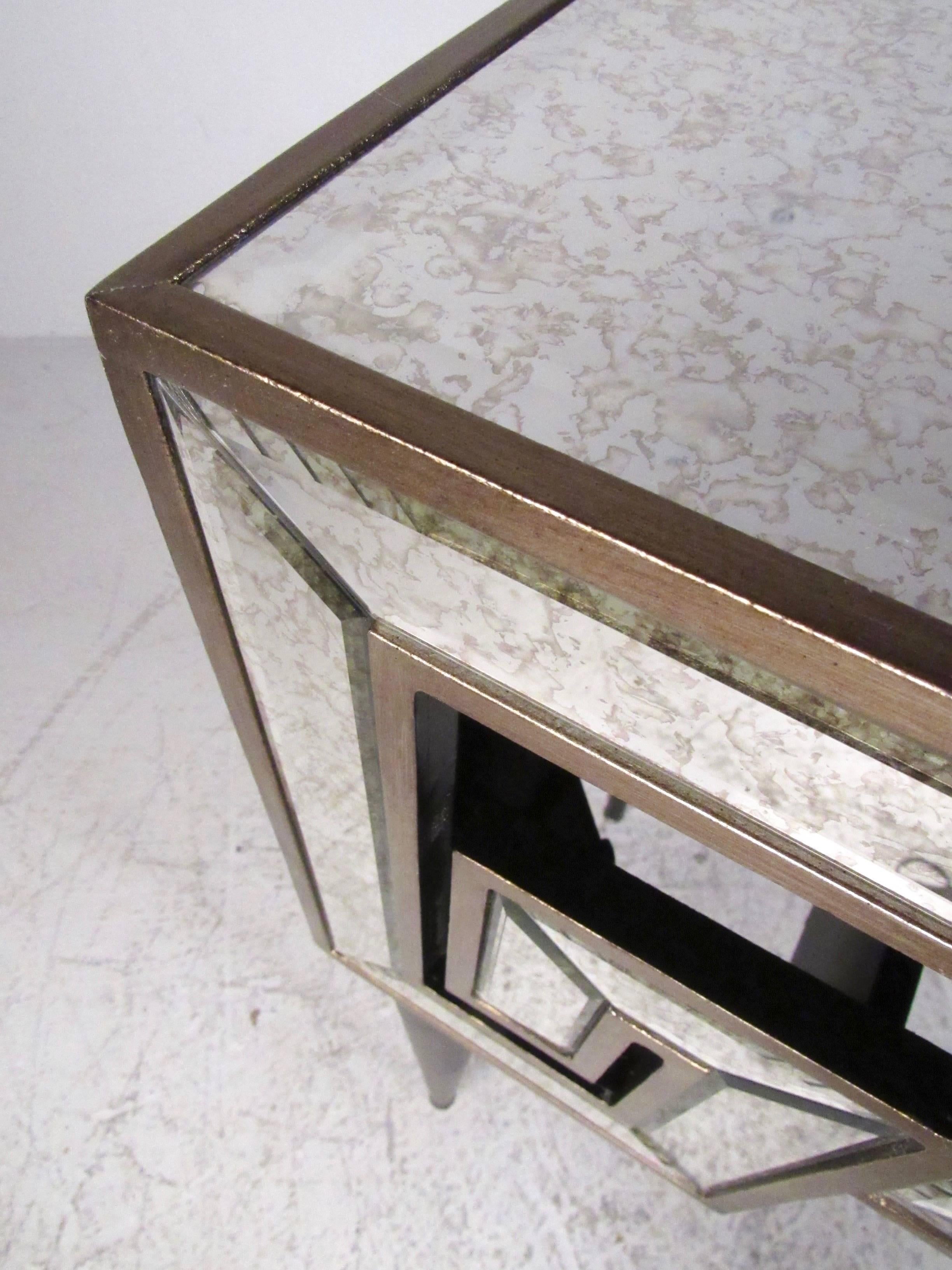 Decorator Console Table with Mirrored Finish For Sale 4