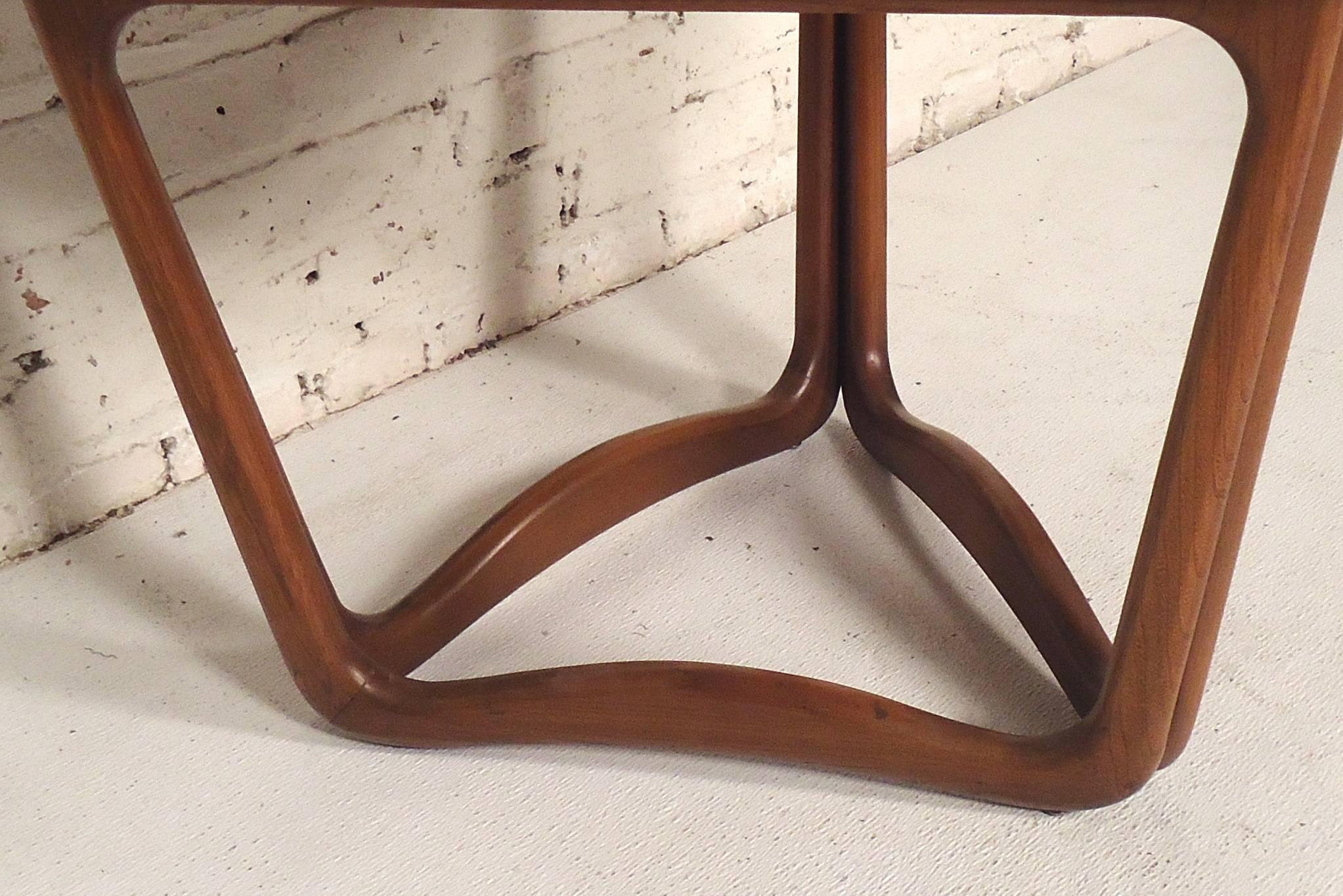 lane triangle end table