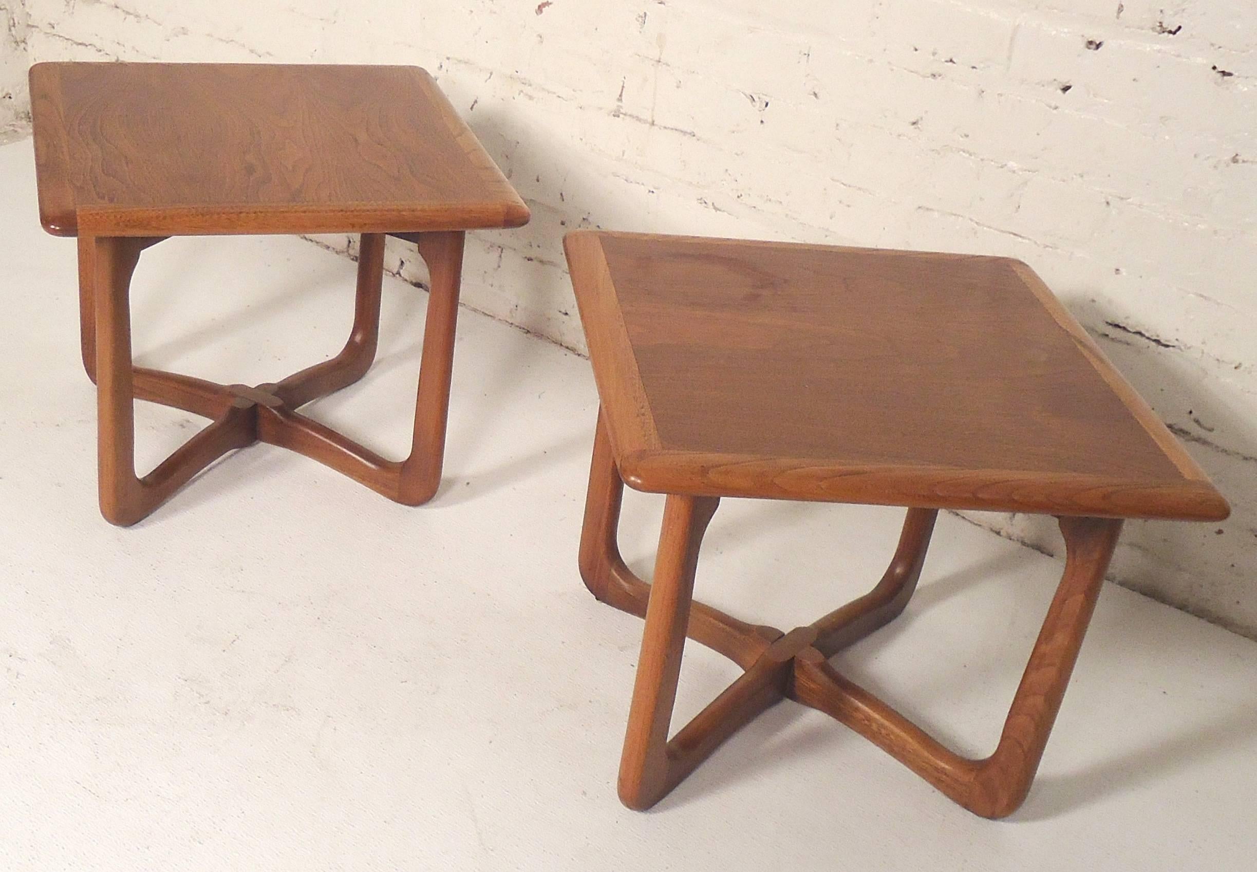 Two square two-tone wood tables by Lane Acclaim. Nicely sculpted bases with walnut and oak grain on top.

(Please confirm item location - NY or NJ - with dealer).
 