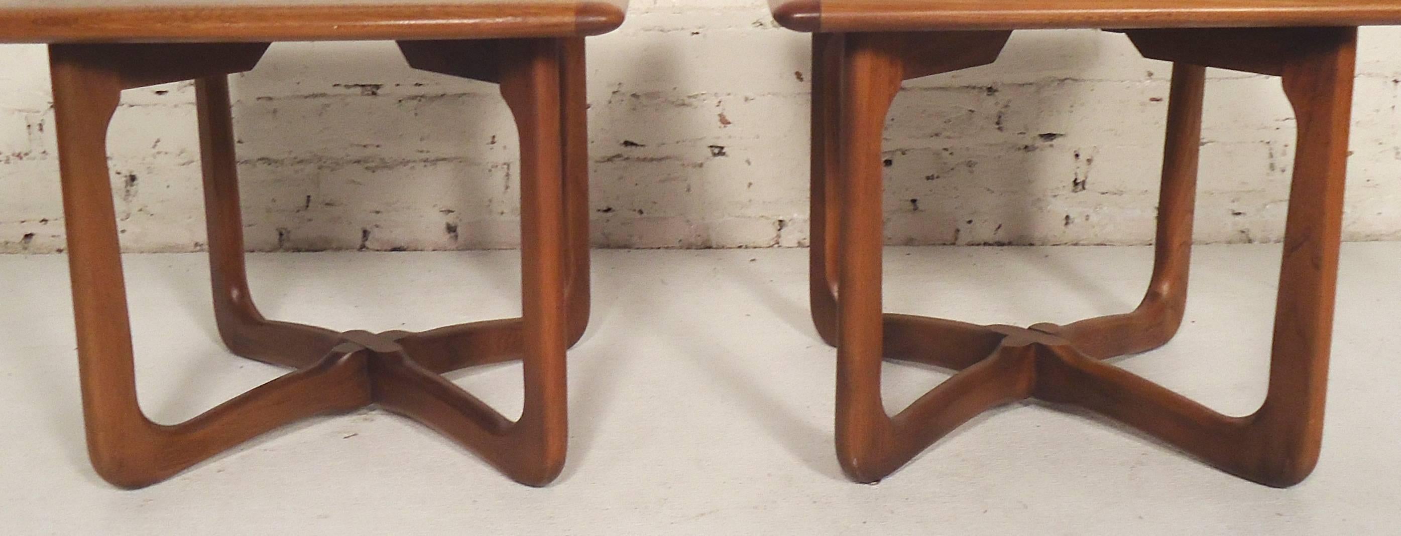 Pair of Lane Vintage Side Tables In Good Condition In Brooklyn, NY