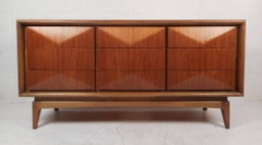 Small Mid-Century Modern Dresser in the Style of Vladimir Kagan