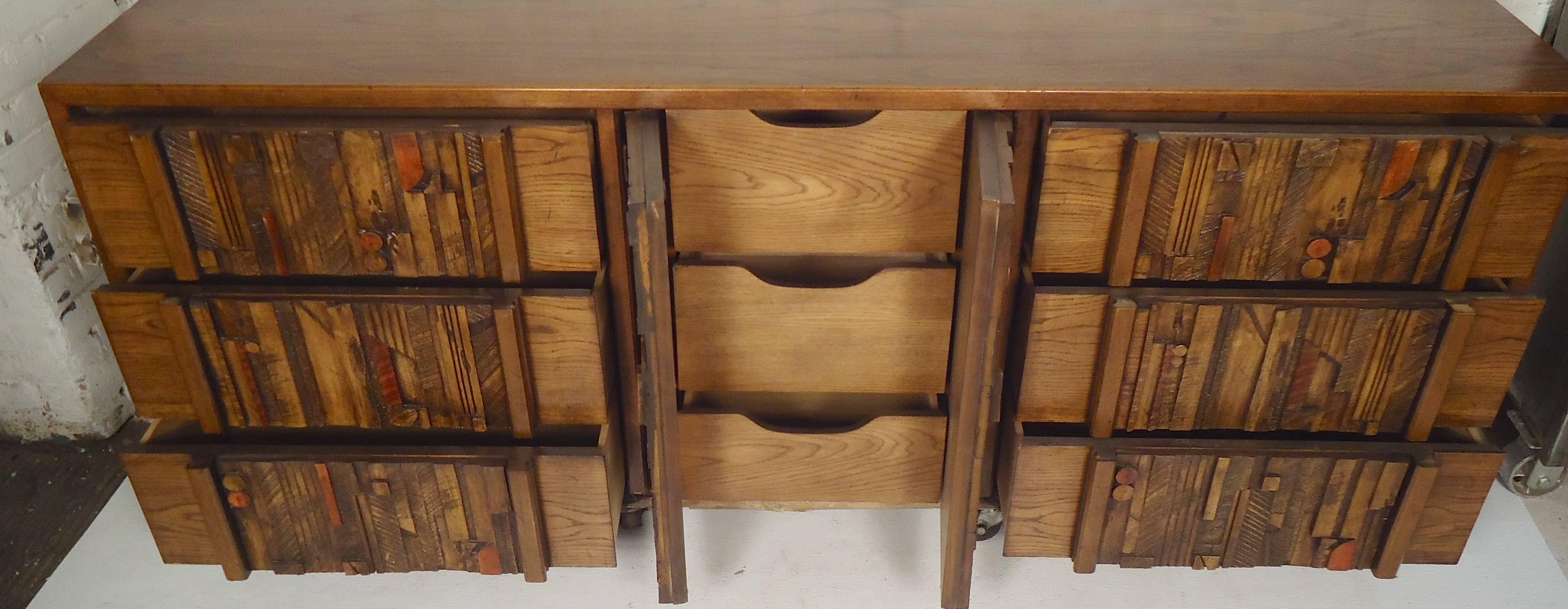 Mid-Century Modern Brutalist Dresser In Fair Condition In Brooklyn, NY